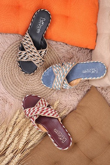 کفش صندل روفرشی زنانه لینا کنفی