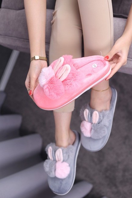 پاپوش جلو بسته زنانه پم پم