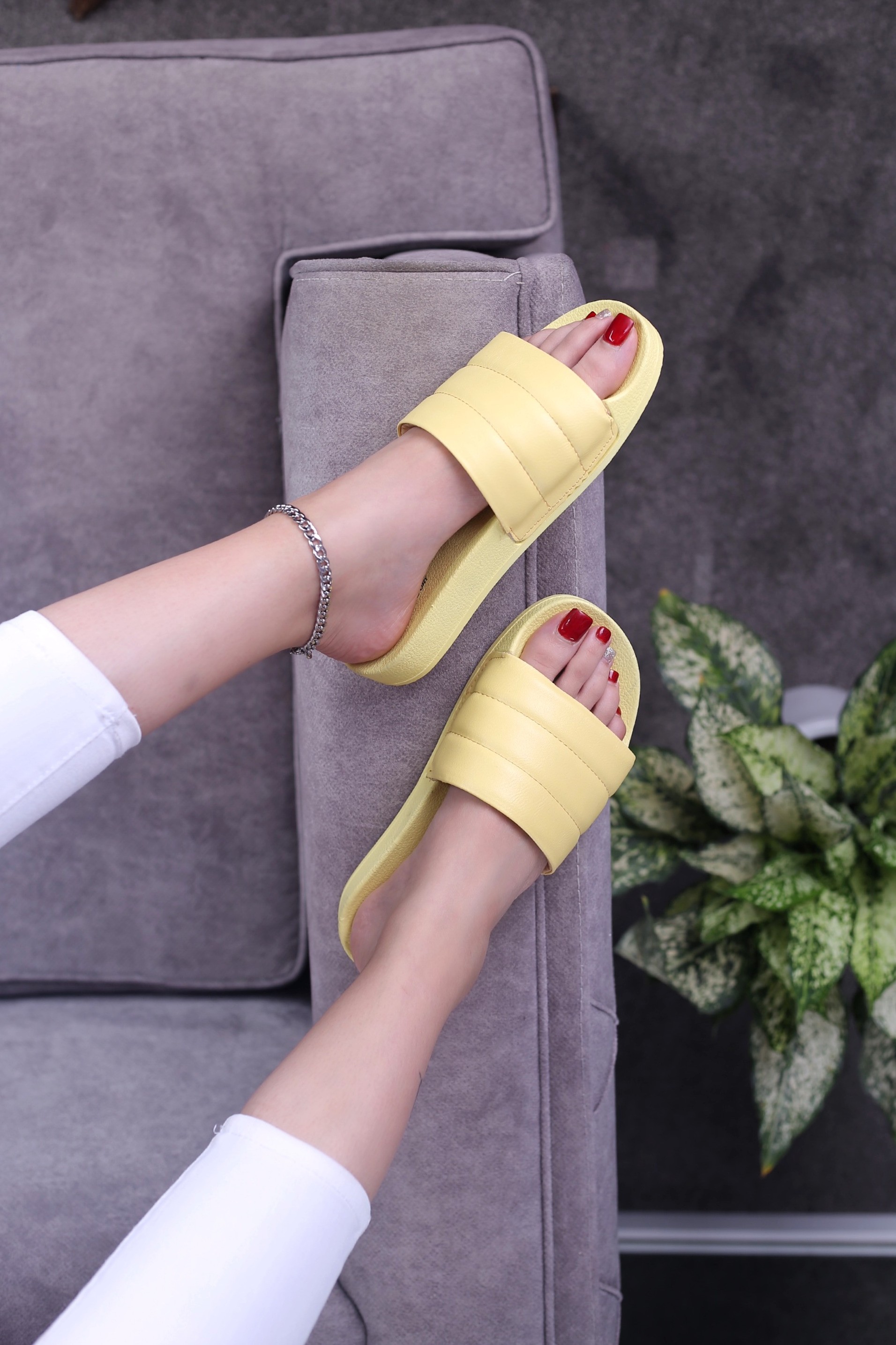 کفش صندل زنانه شیوا کد 101/20