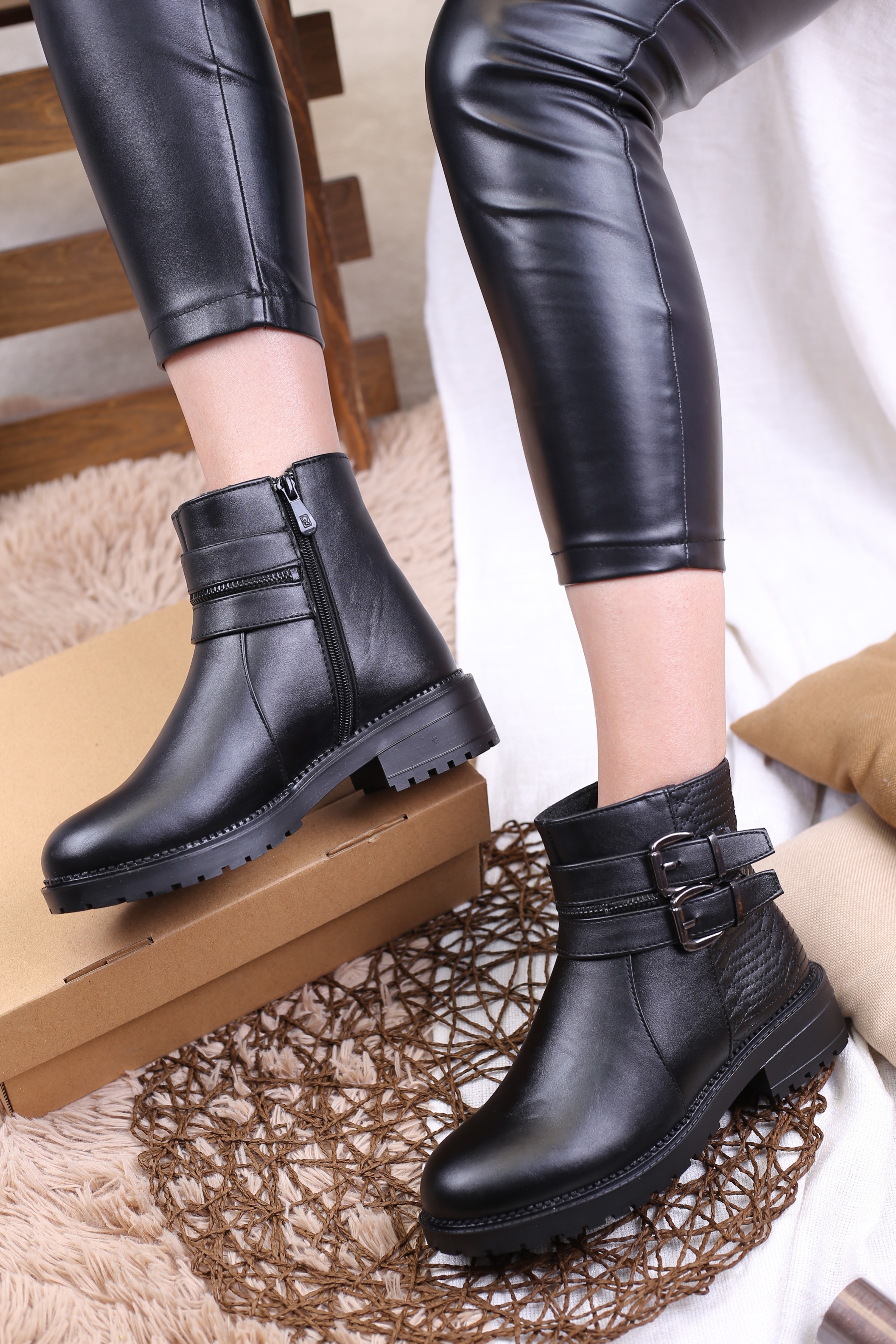 نیم بوت دوسگک 655