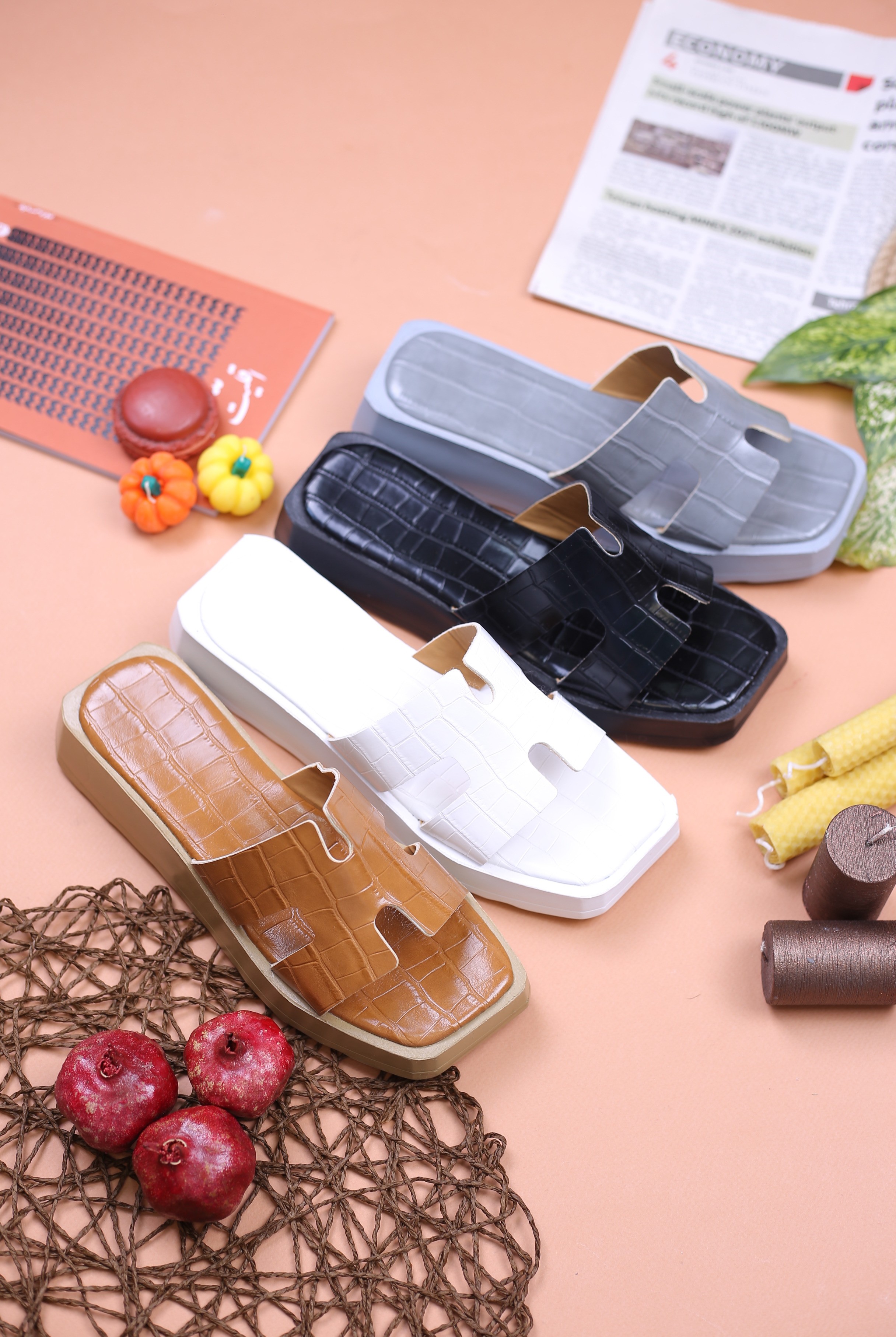 کفش صندل زنانه روفرشی زیتون