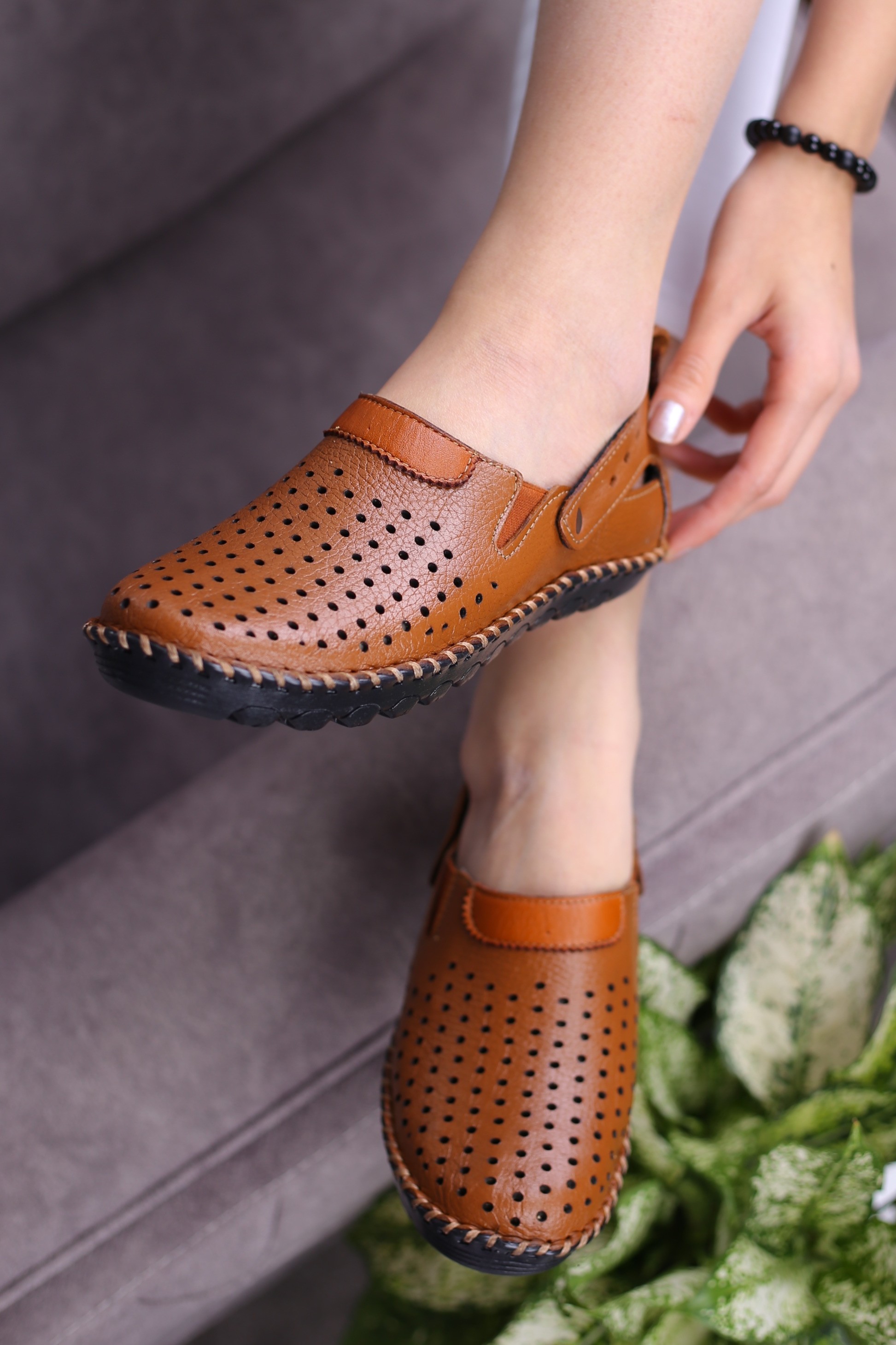 کفش کالج چرم زنانه B5 مهسا