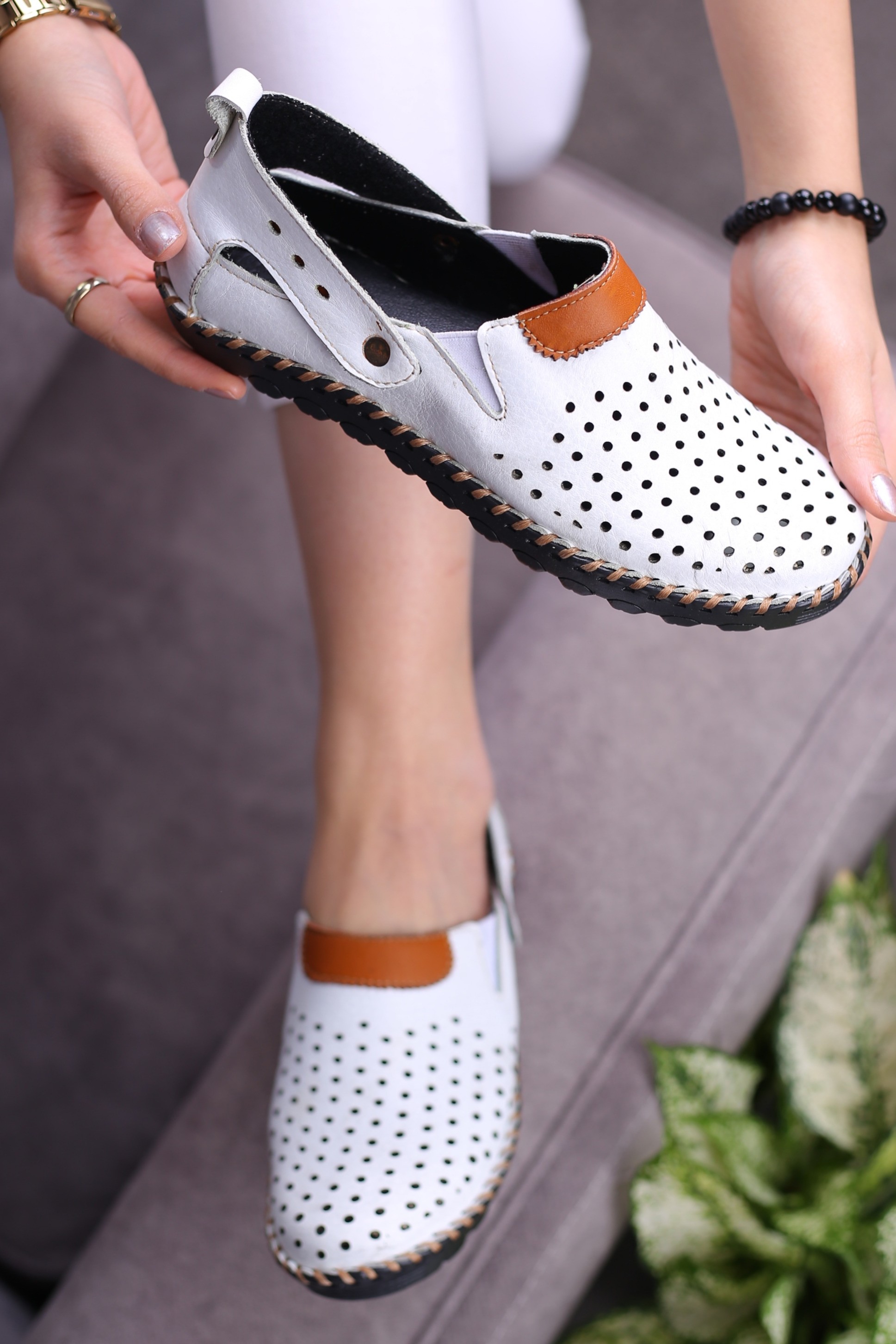 کفش کالج چرم زنانه B5 مهسا