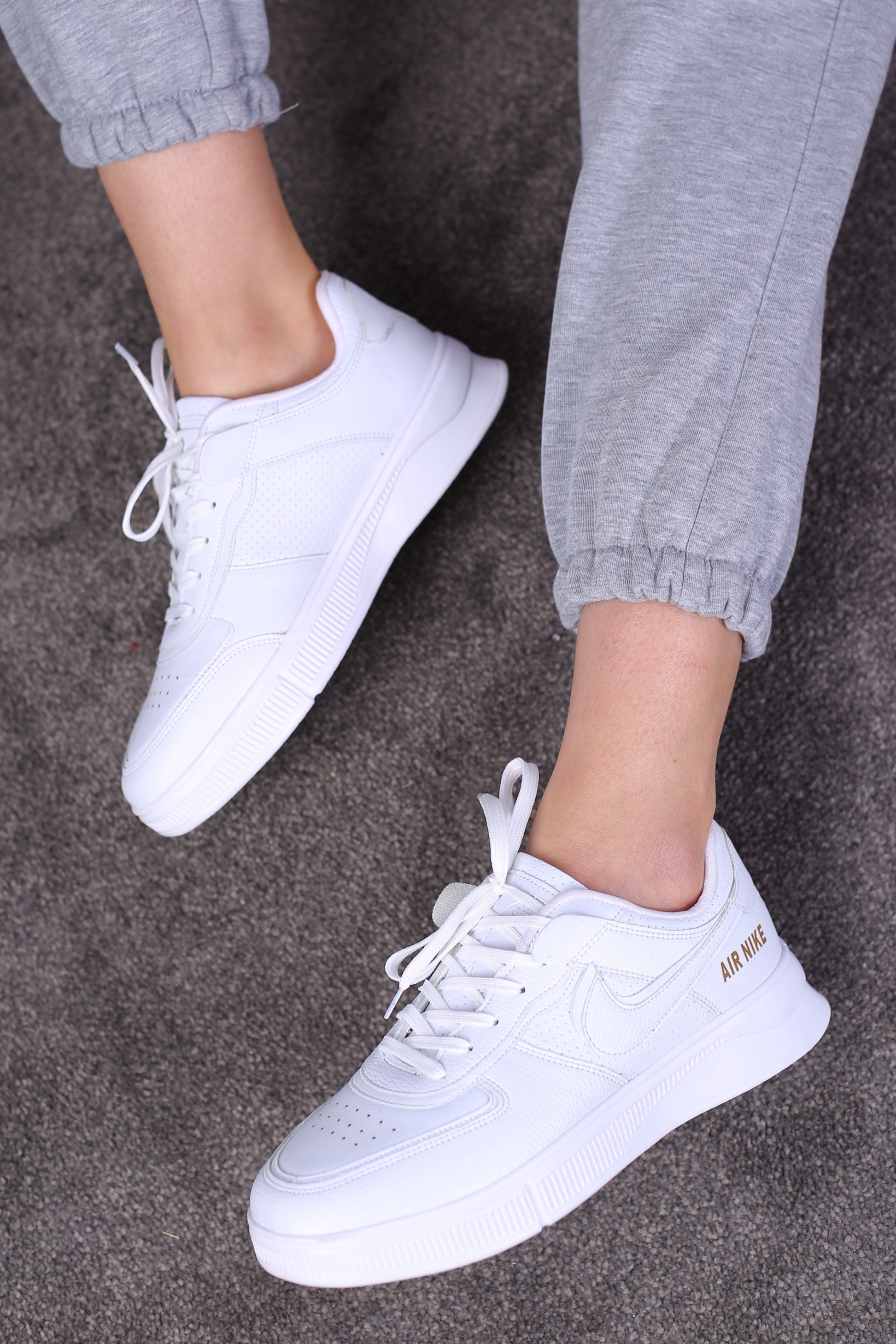 کفش اسپرت زنانه نایک ایر