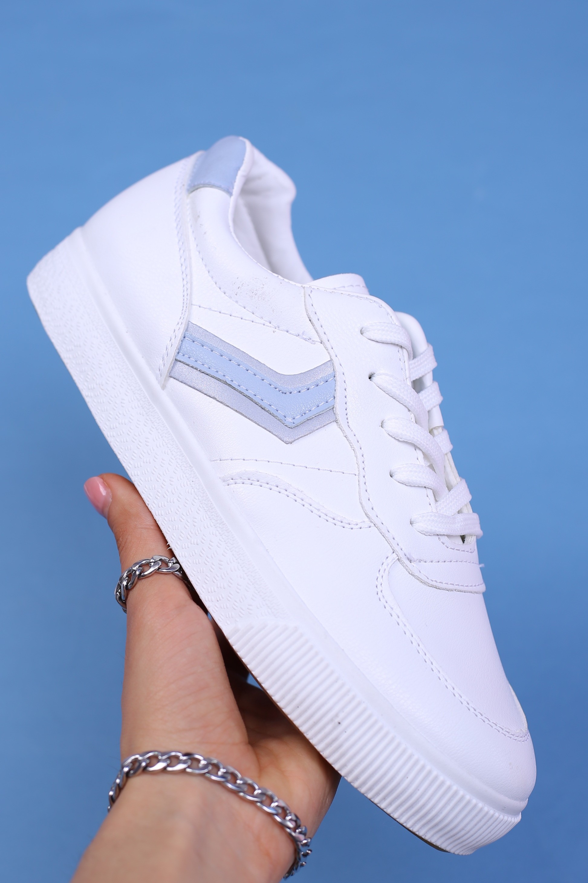 کفش اسپرت زنانه سارینا