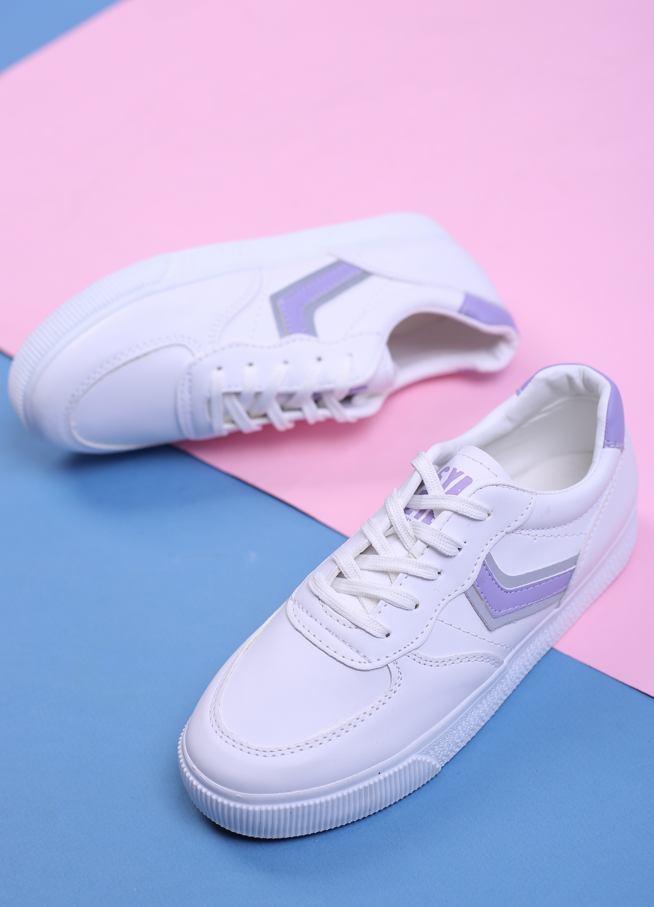 کفش اسپرت زنانه سارینا