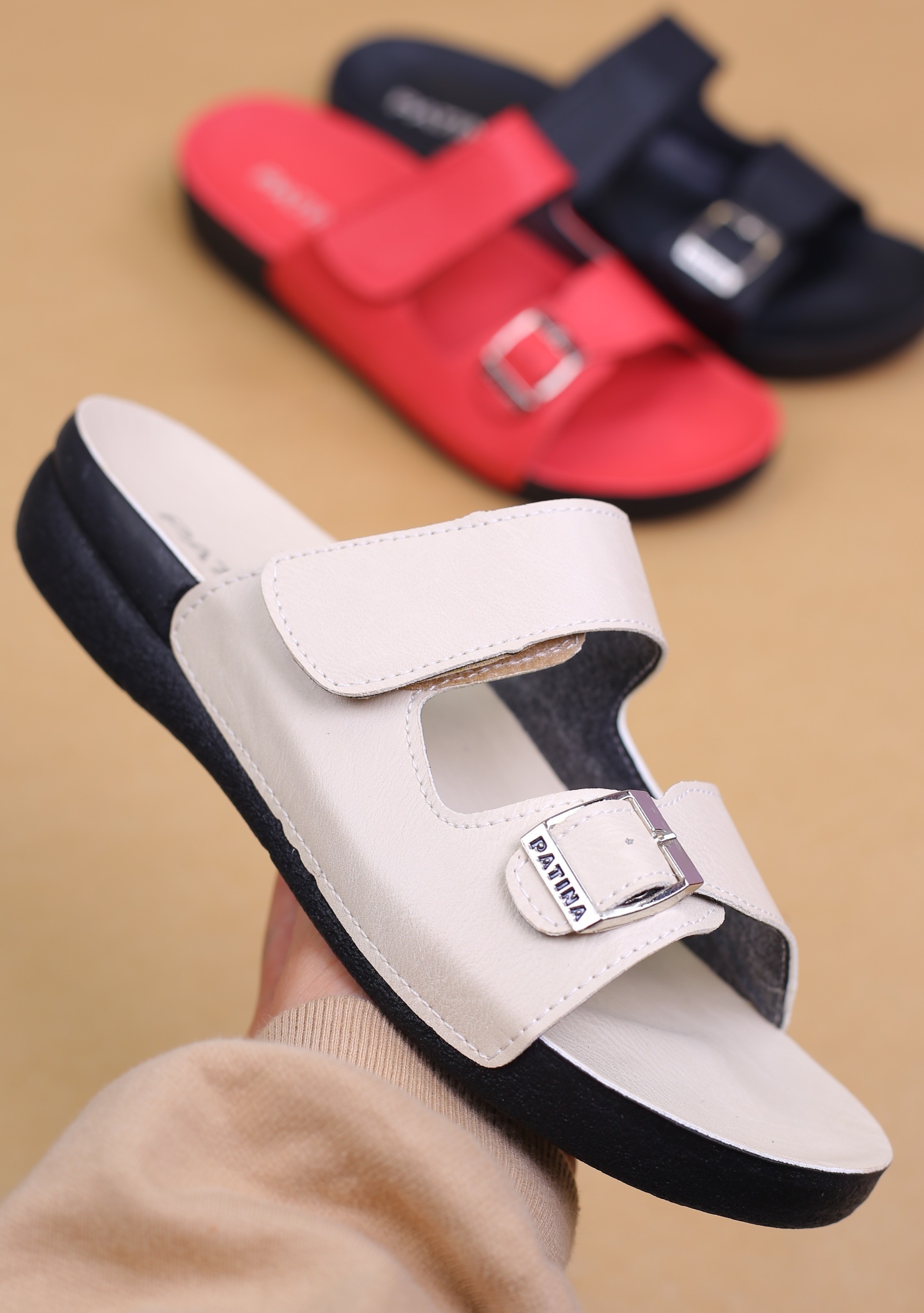 کفش صندل زنانه راحتی پاتینا کد 221