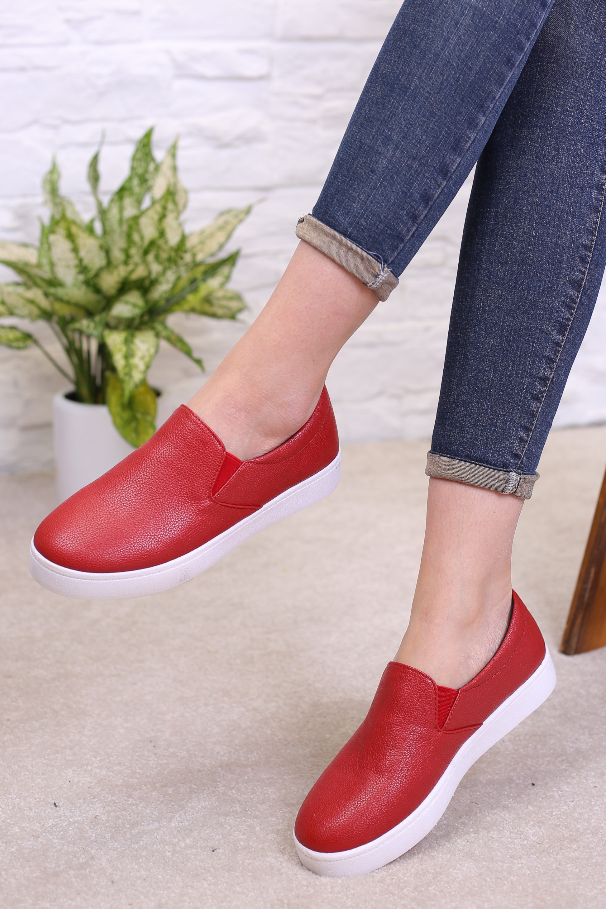 کفش اسپرت زنانه ونس 301