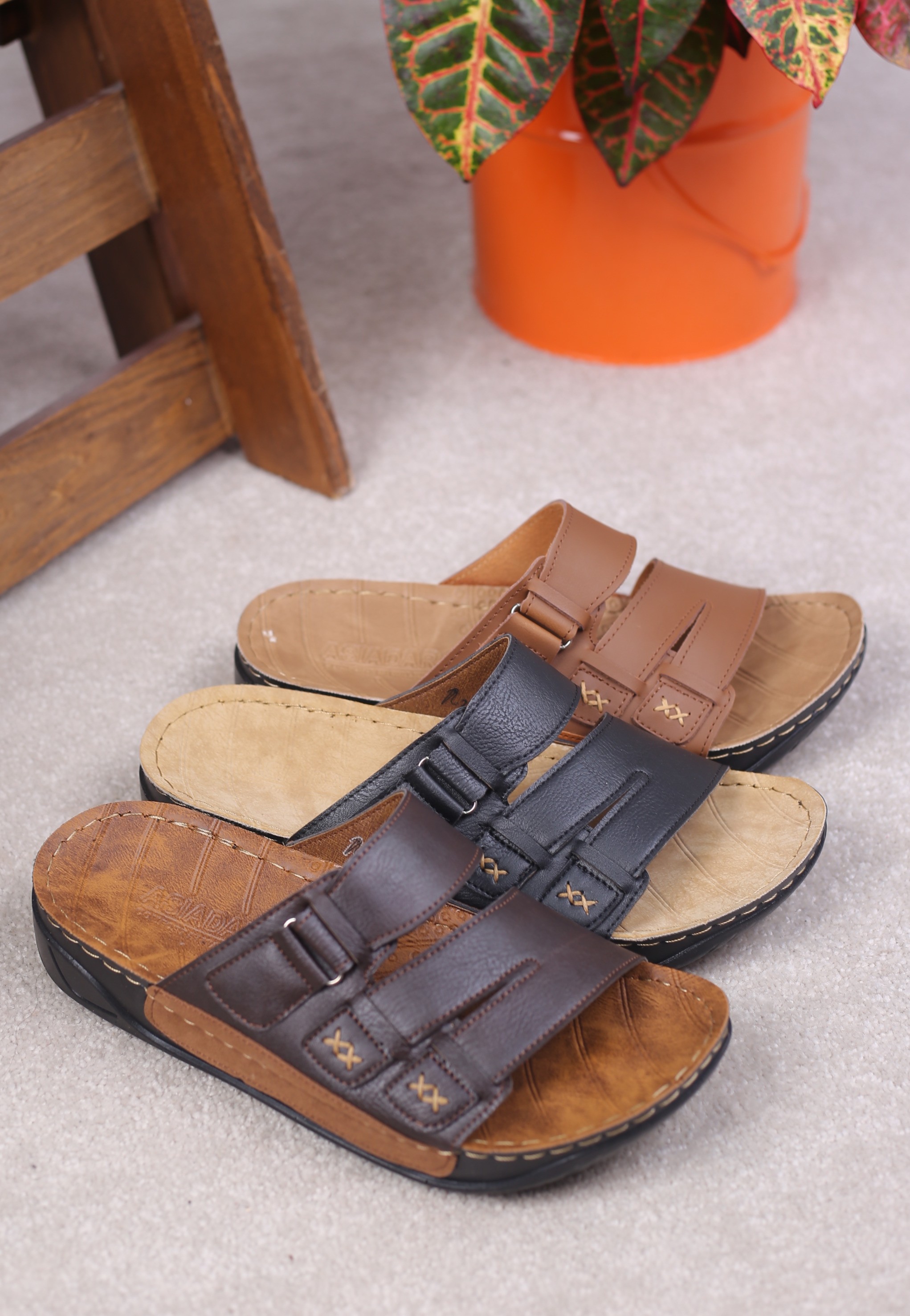 کفش صندل مردانه راحتی 208 رایکا