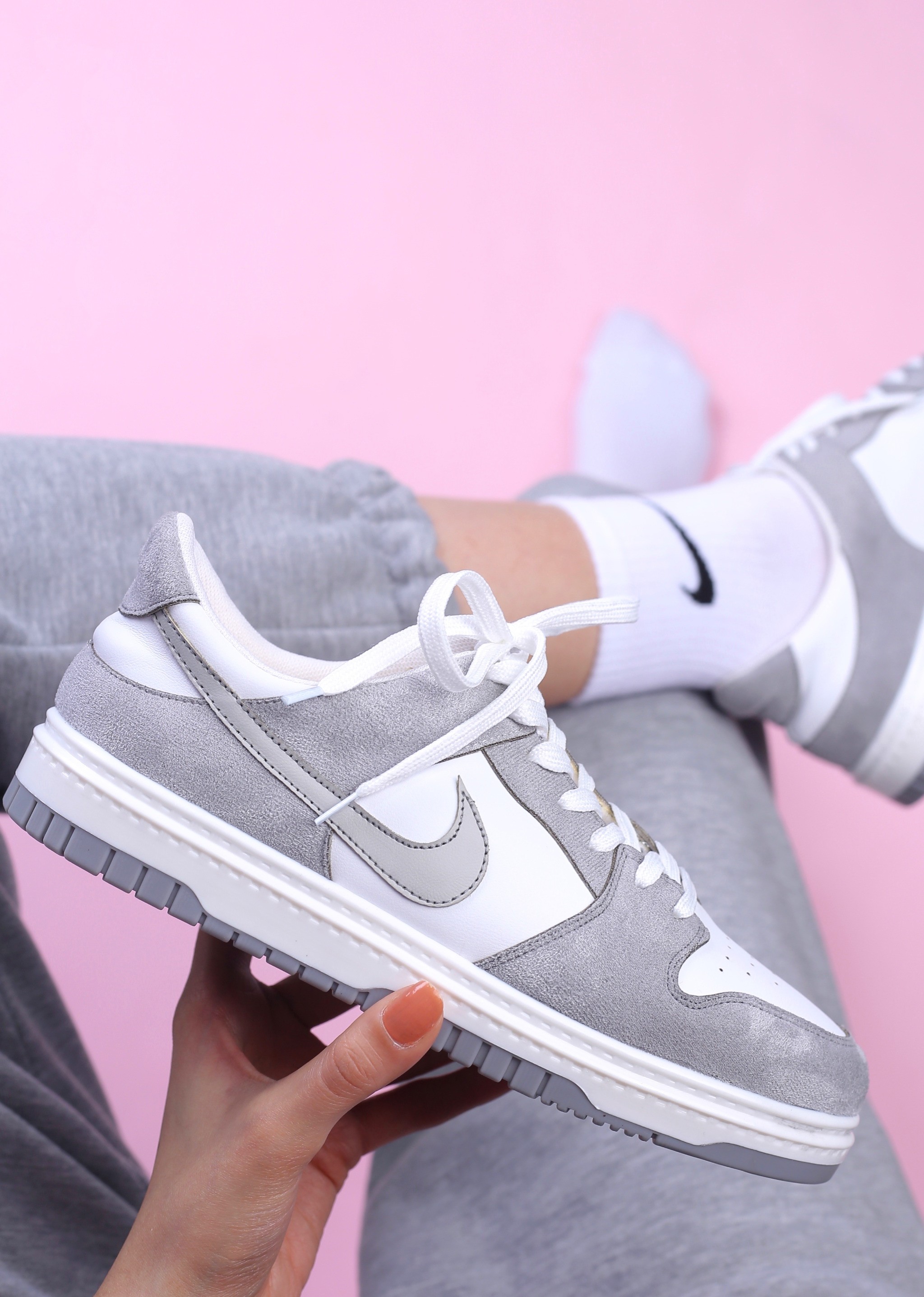 کفش اسپرت زنانه نایک