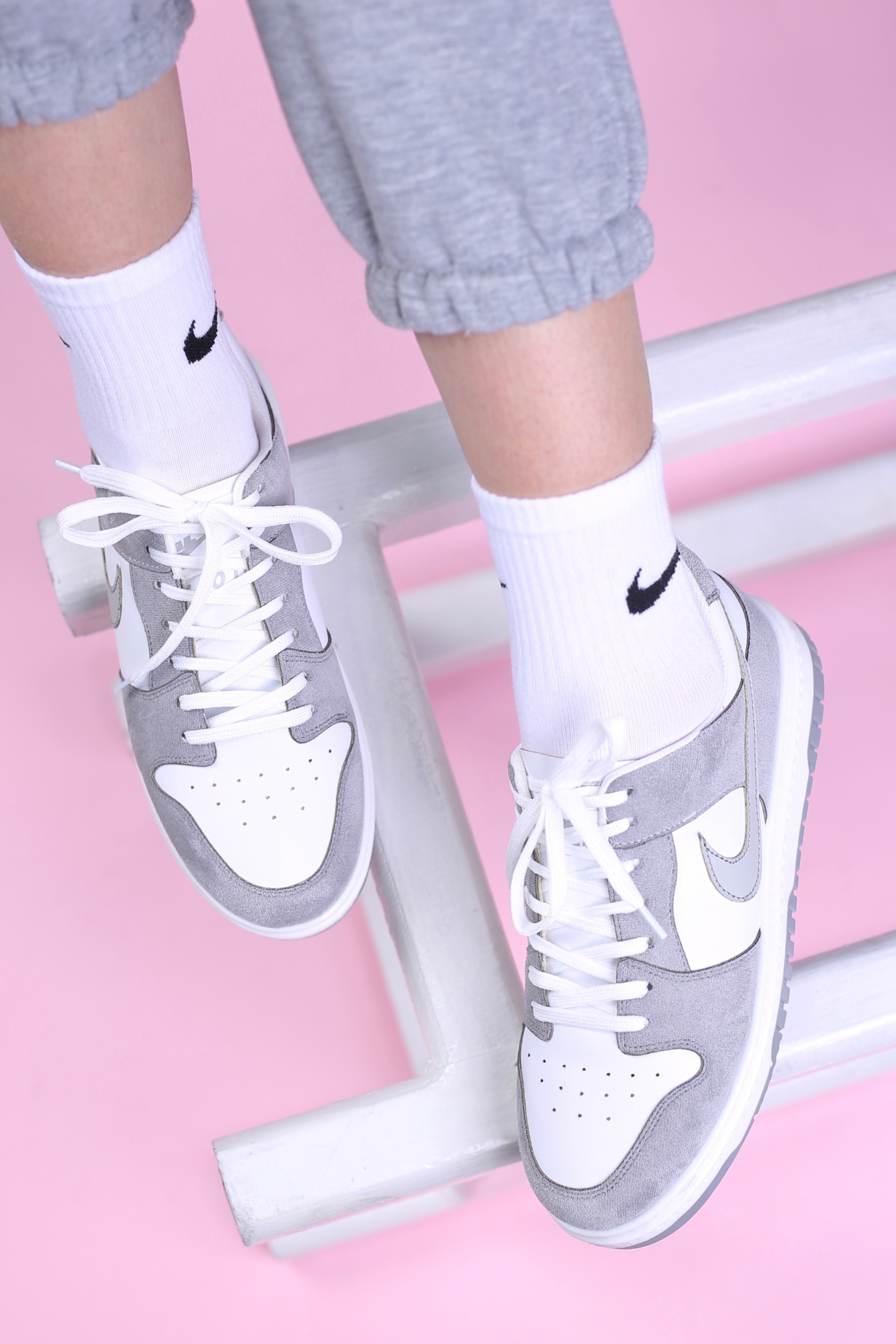 کفش اسپرت زنانه نایک