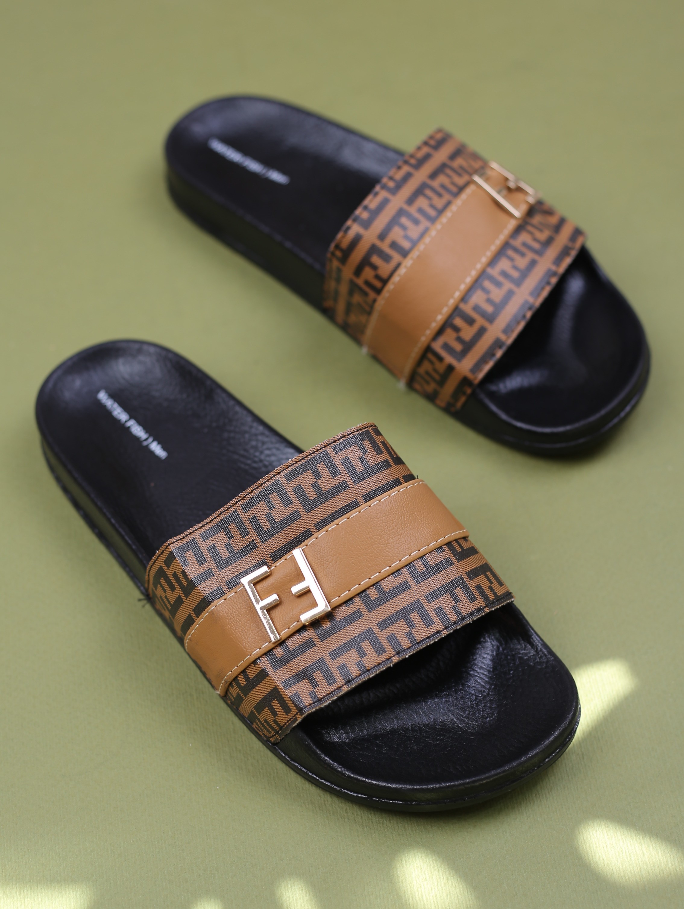 صندل مردانه راحتی فندی 455