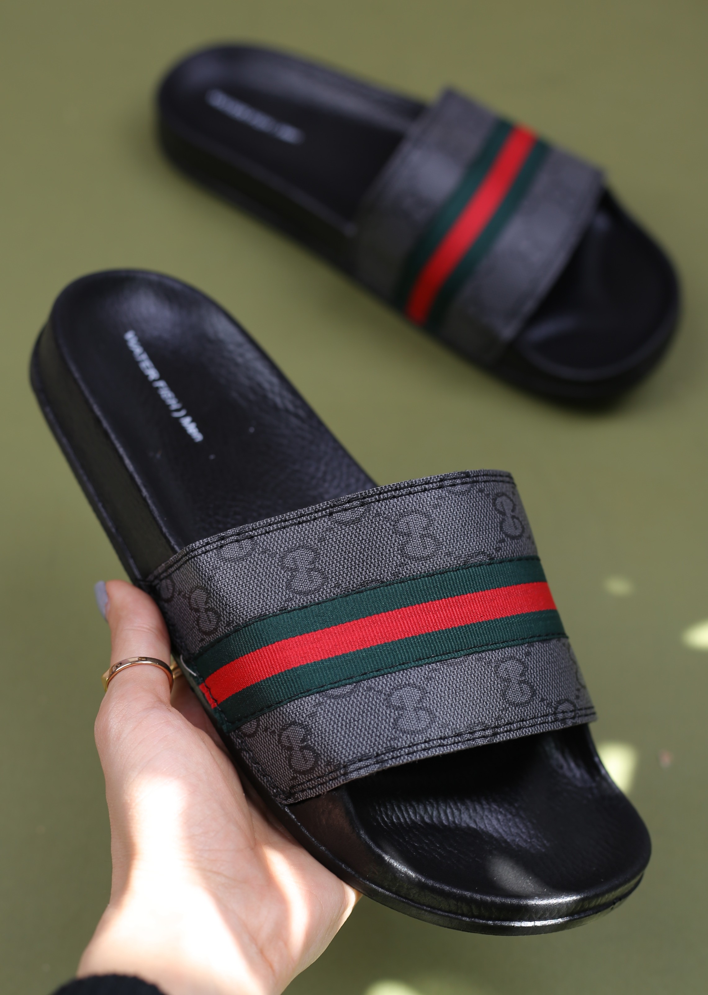 صندل مردانه راحتی جی جی نواری