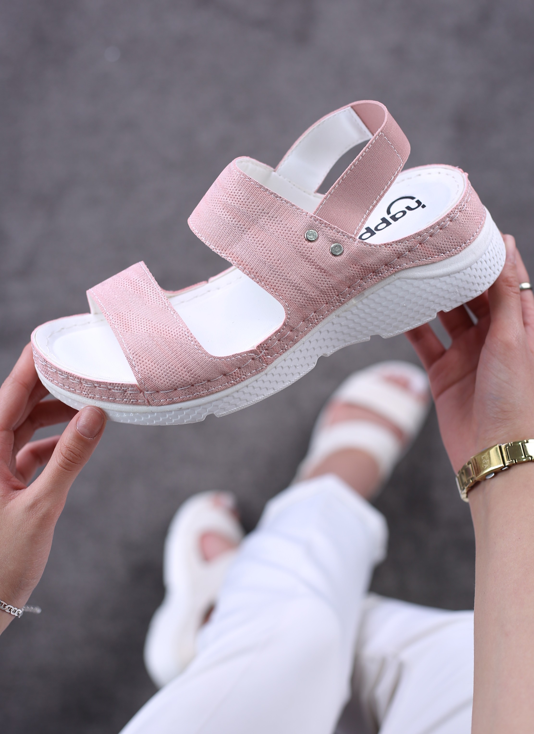 کفش صندل زنانه رکابدار تابستانی لیانا