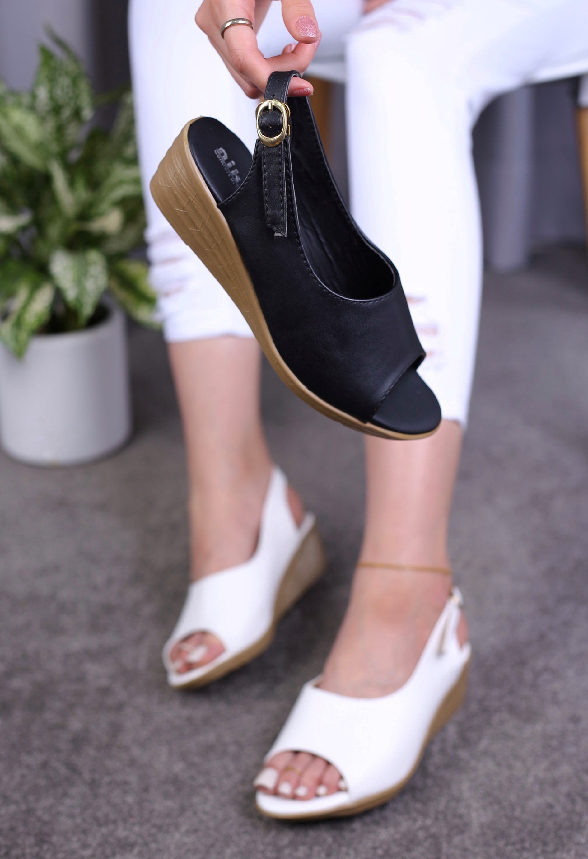 کفش صندل زنانه رکابدار تابستانی 11- 4100