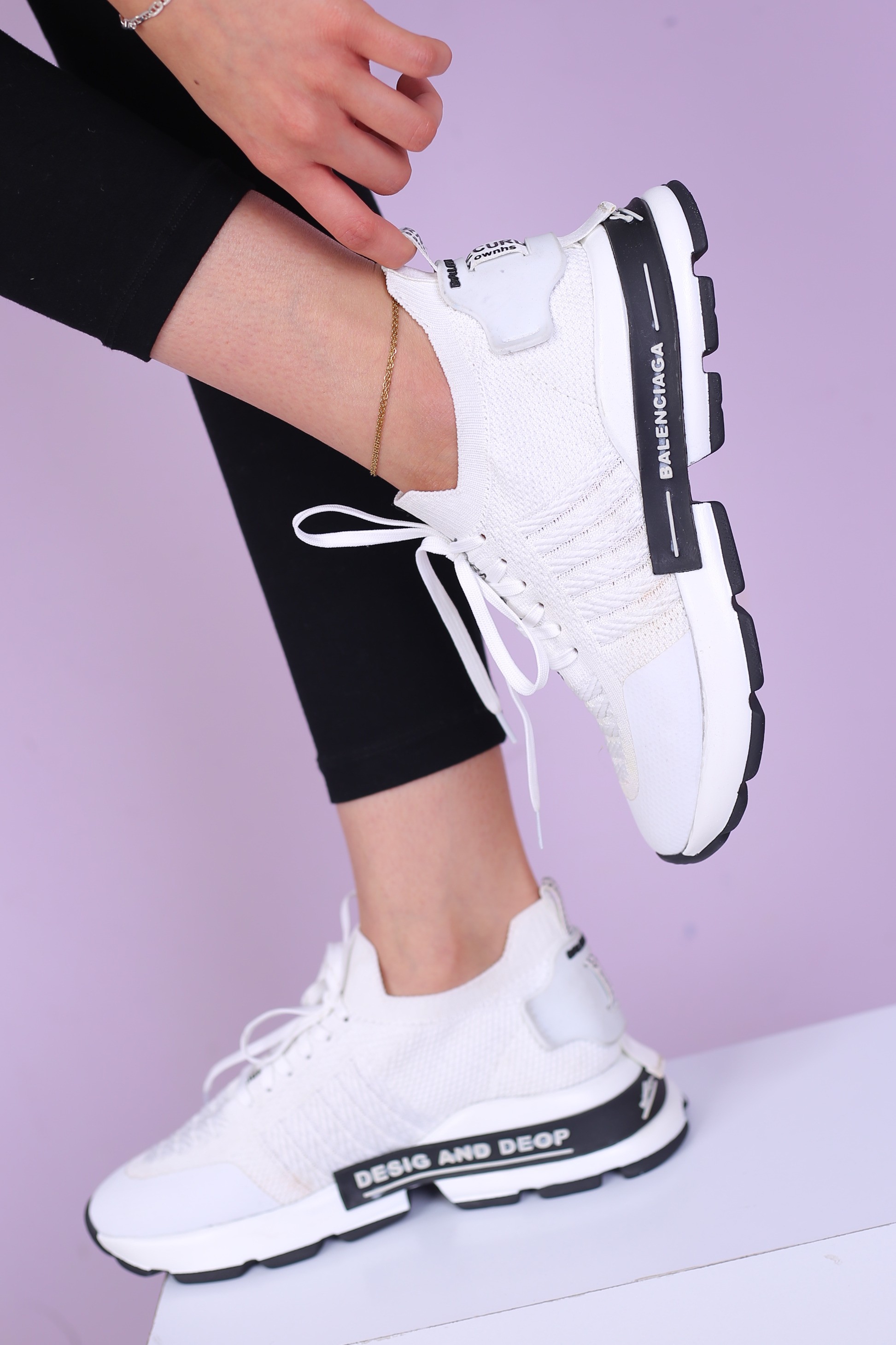 کفش اسپرت زنانه بالنسیاگا