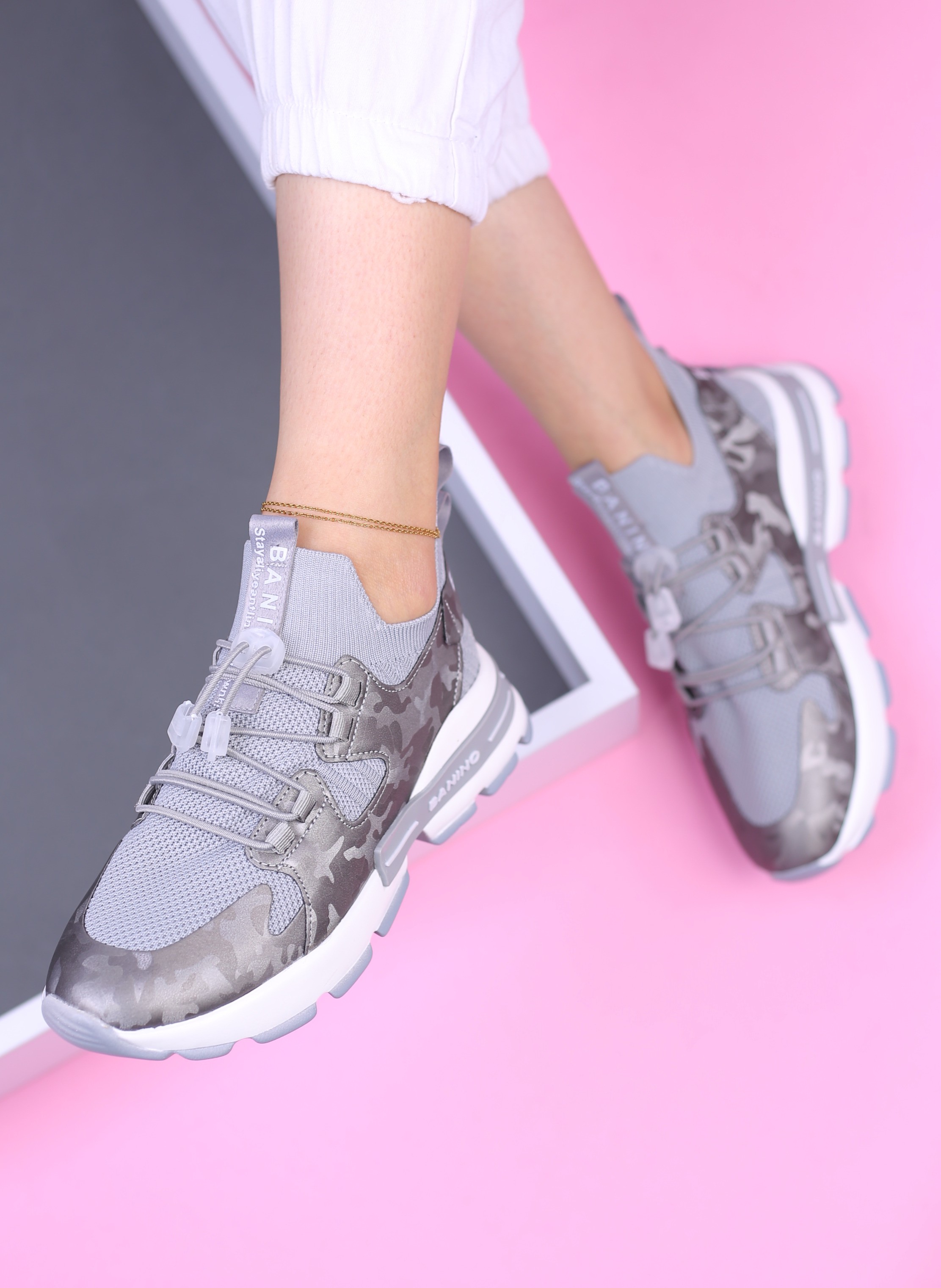 کفش اسپرت زنانه بالنسیاگا چریکی