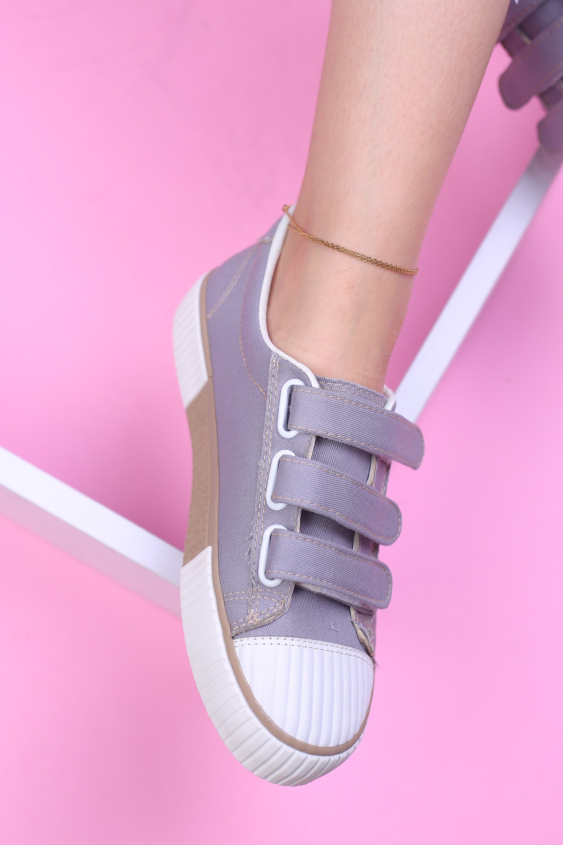 کفش اسپرت زنانه ونس لورا