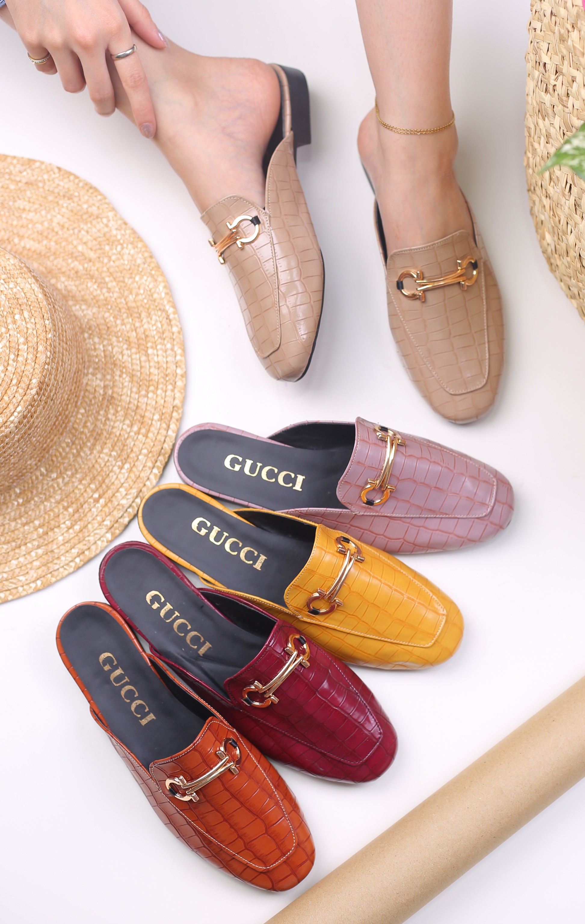 کفش صندل زنانه روفرشی جلو بسته گوچی