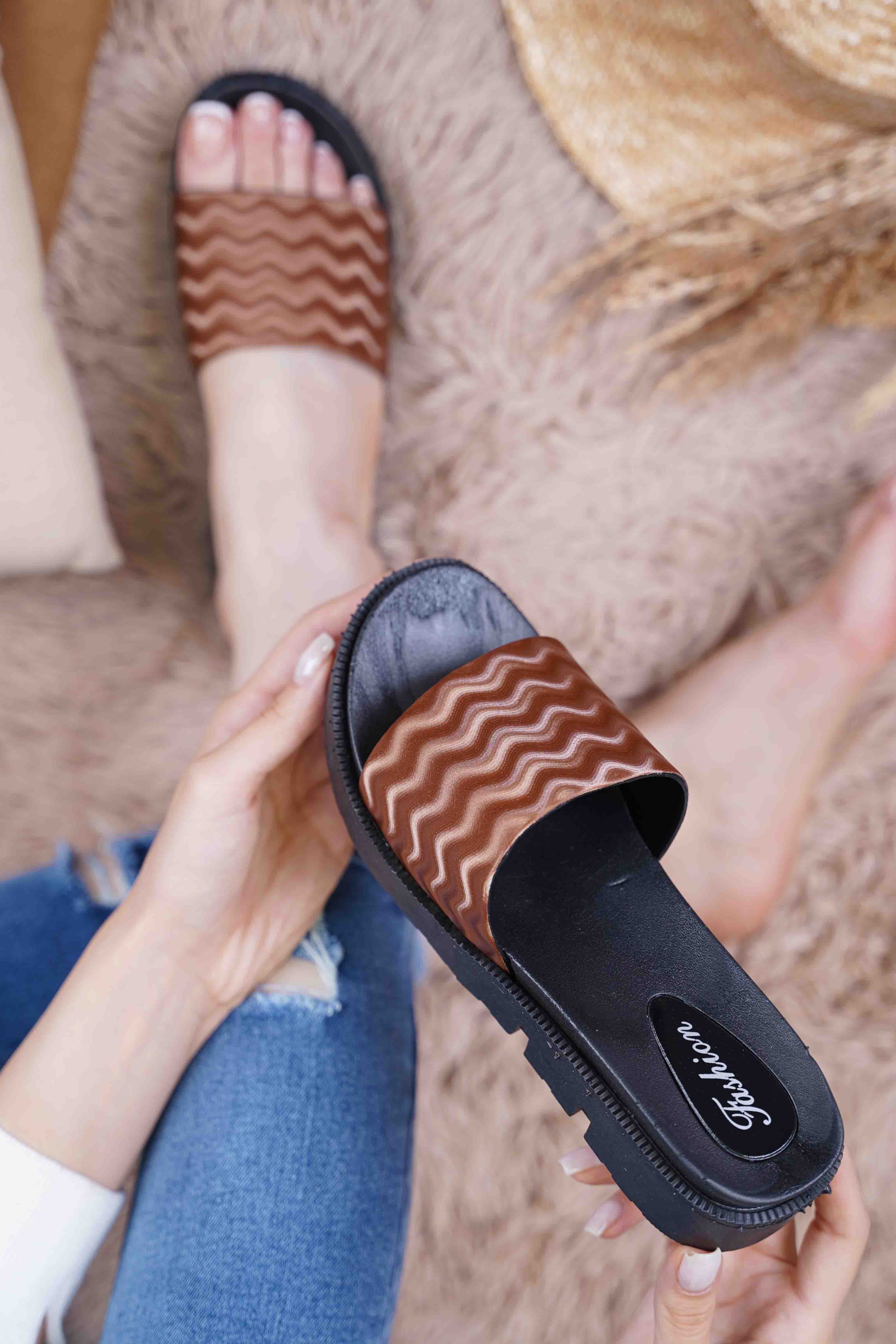 کفش صندل زنانه راحتی موج