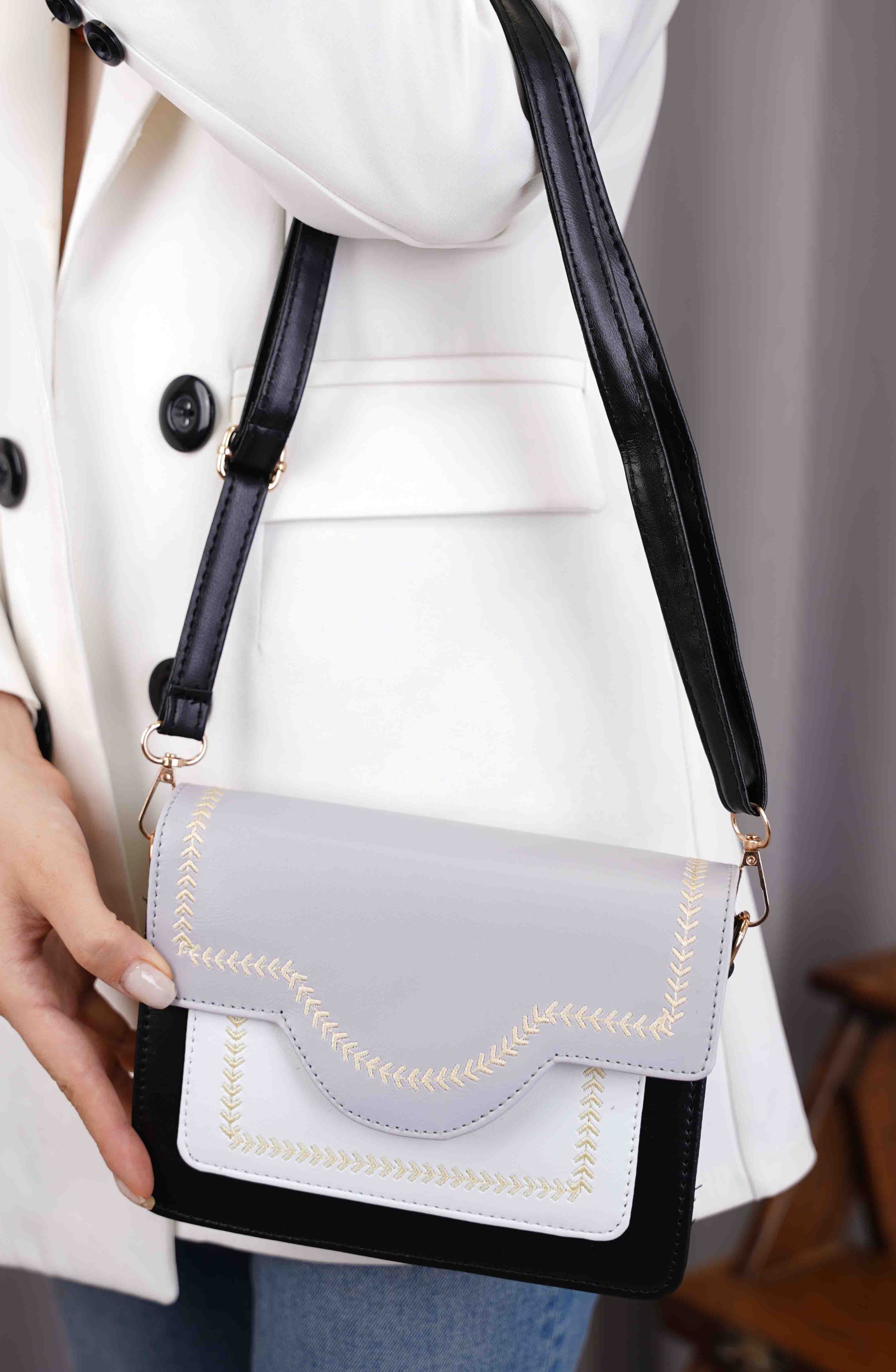 کیف دوشی زنانه کد 223