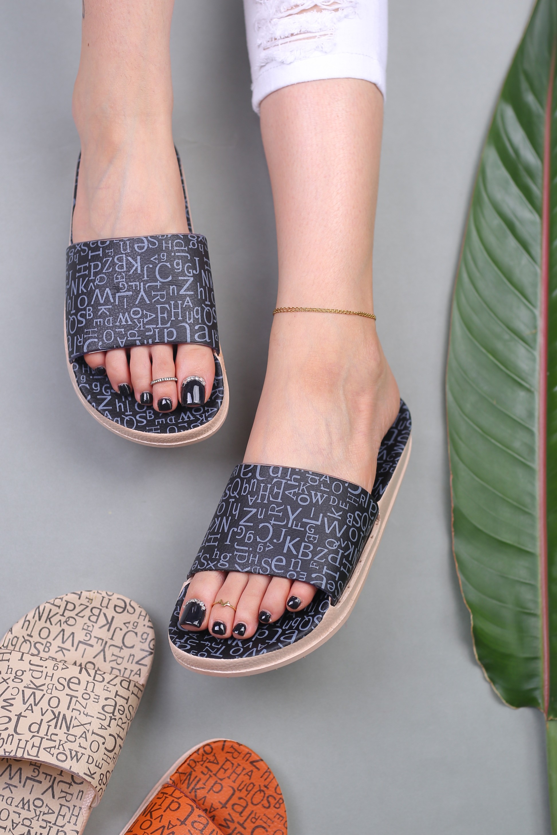 کفش صندل زنانه راحتی ونوس چاپی