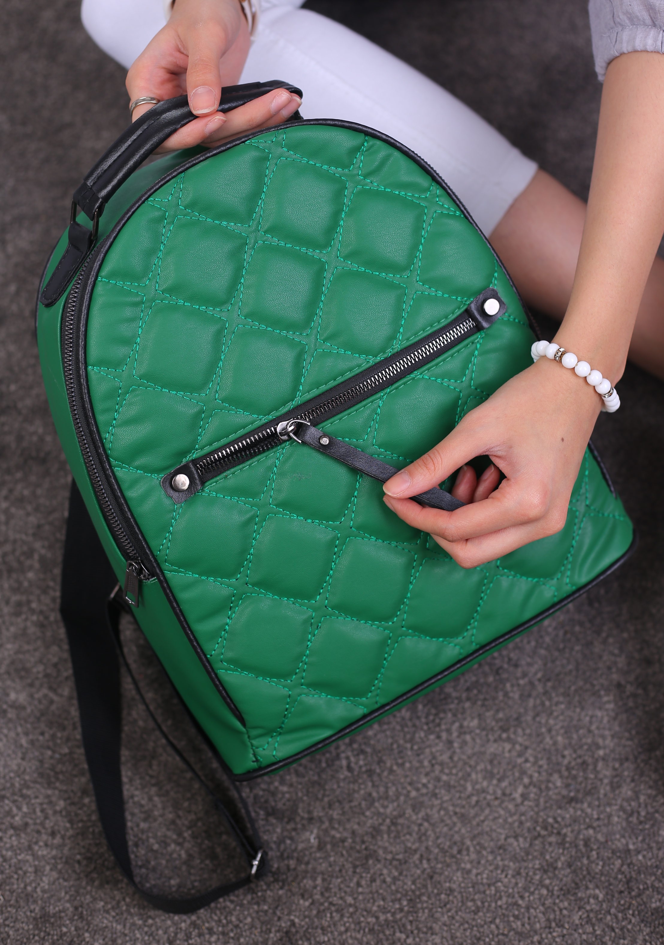 کیف کوله 1300