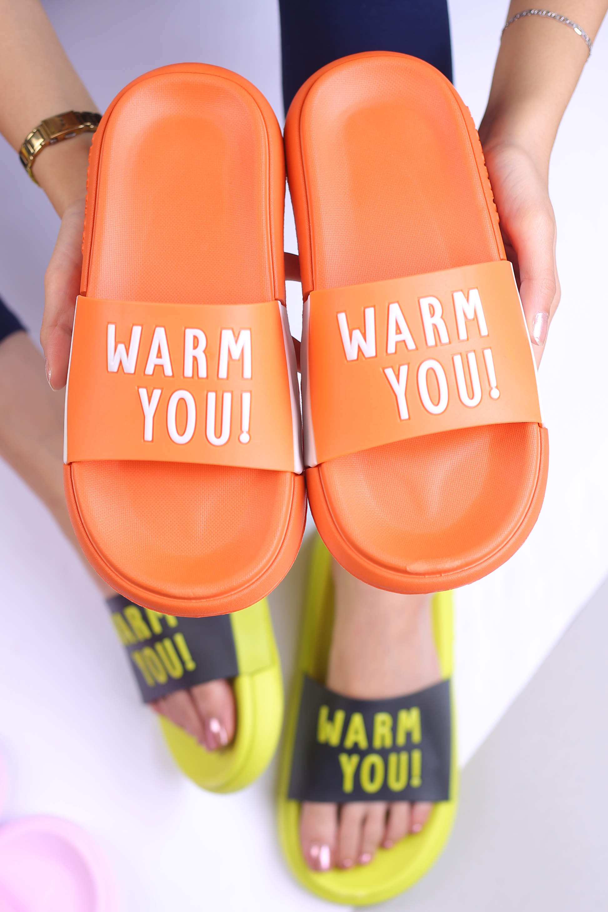 صندل زنانه راحتی اطلس