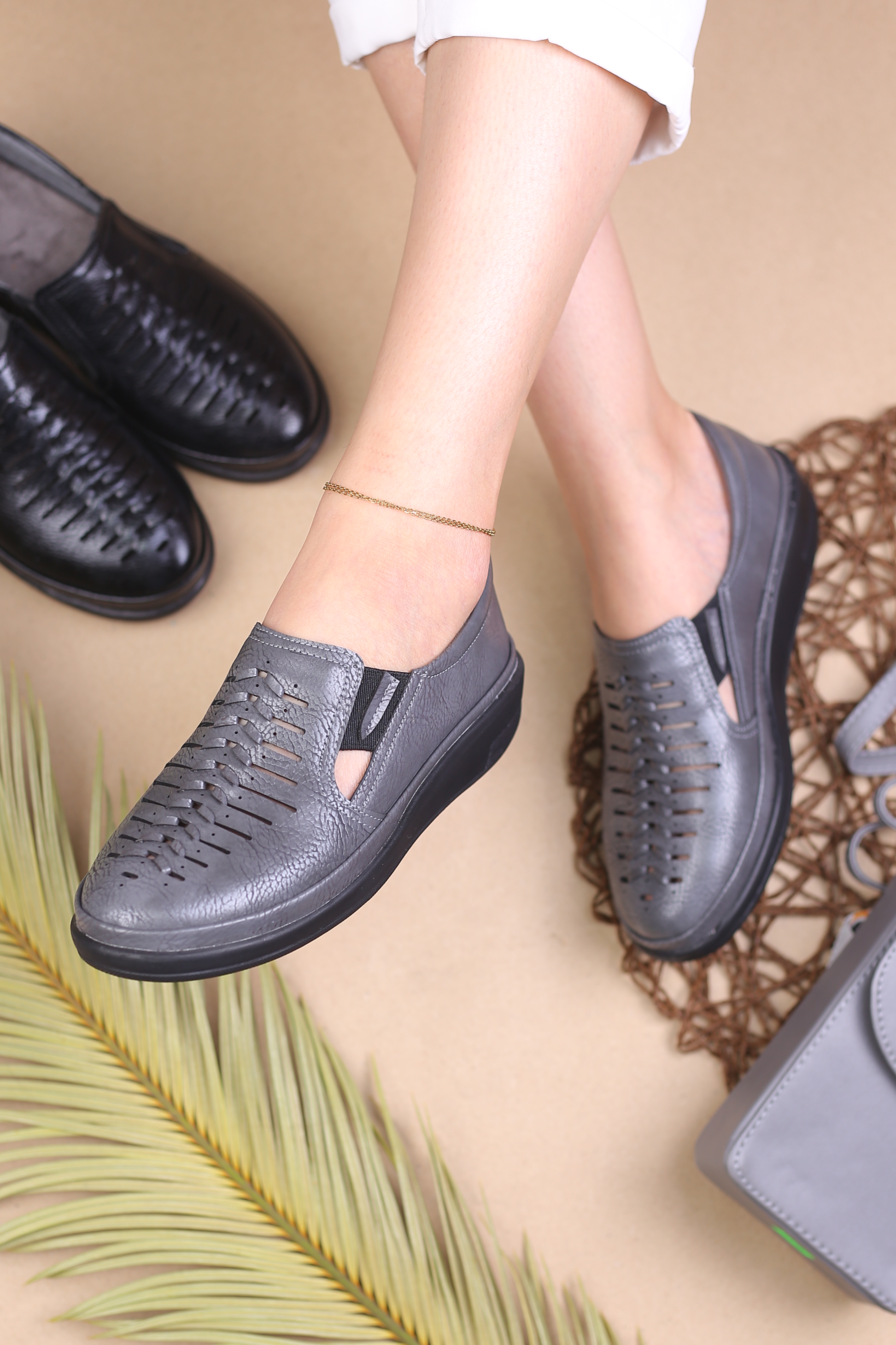 کفش پرسنلی زنانه شایکا 4568