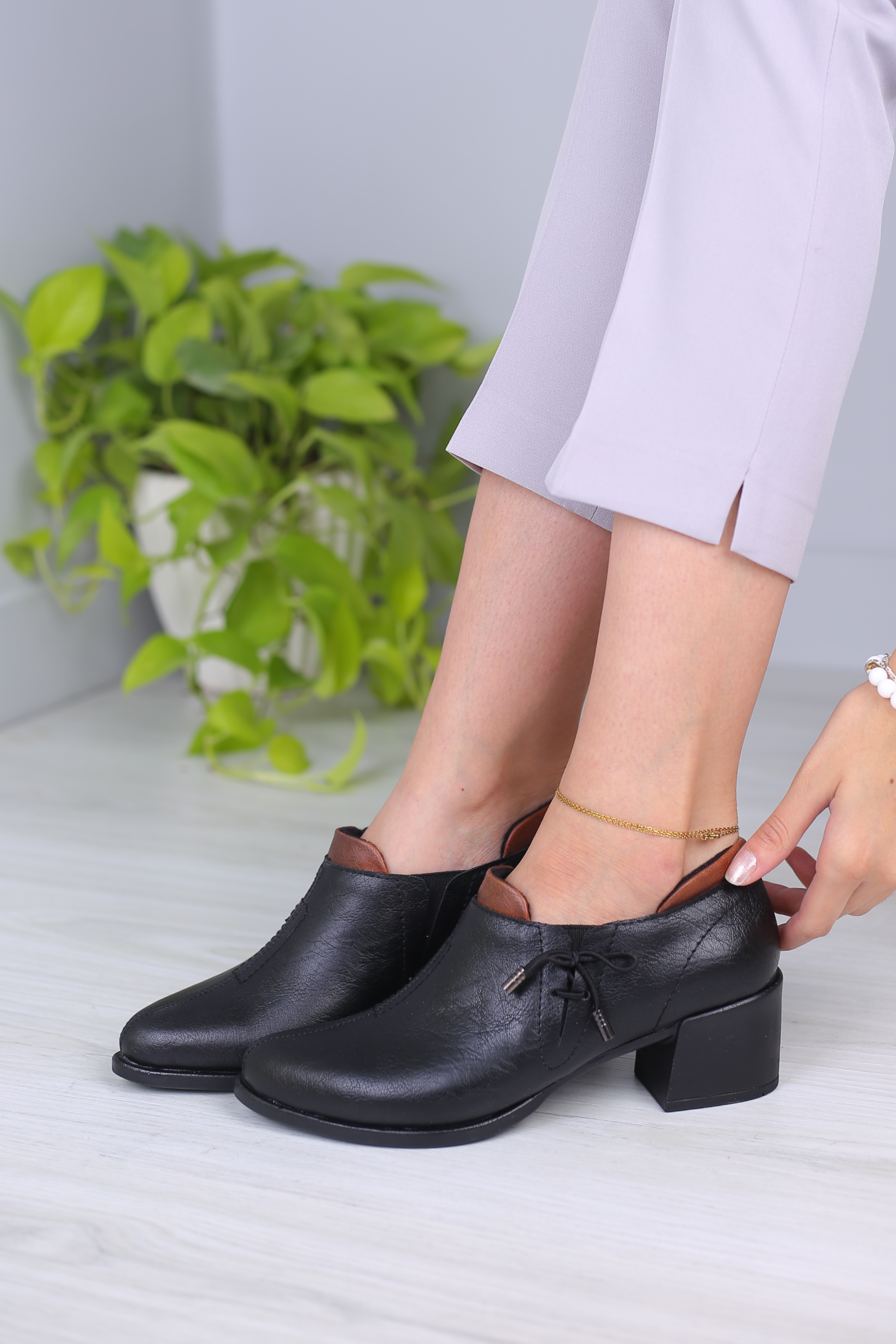 کفش پرسنلی زنانه لیدا باربی