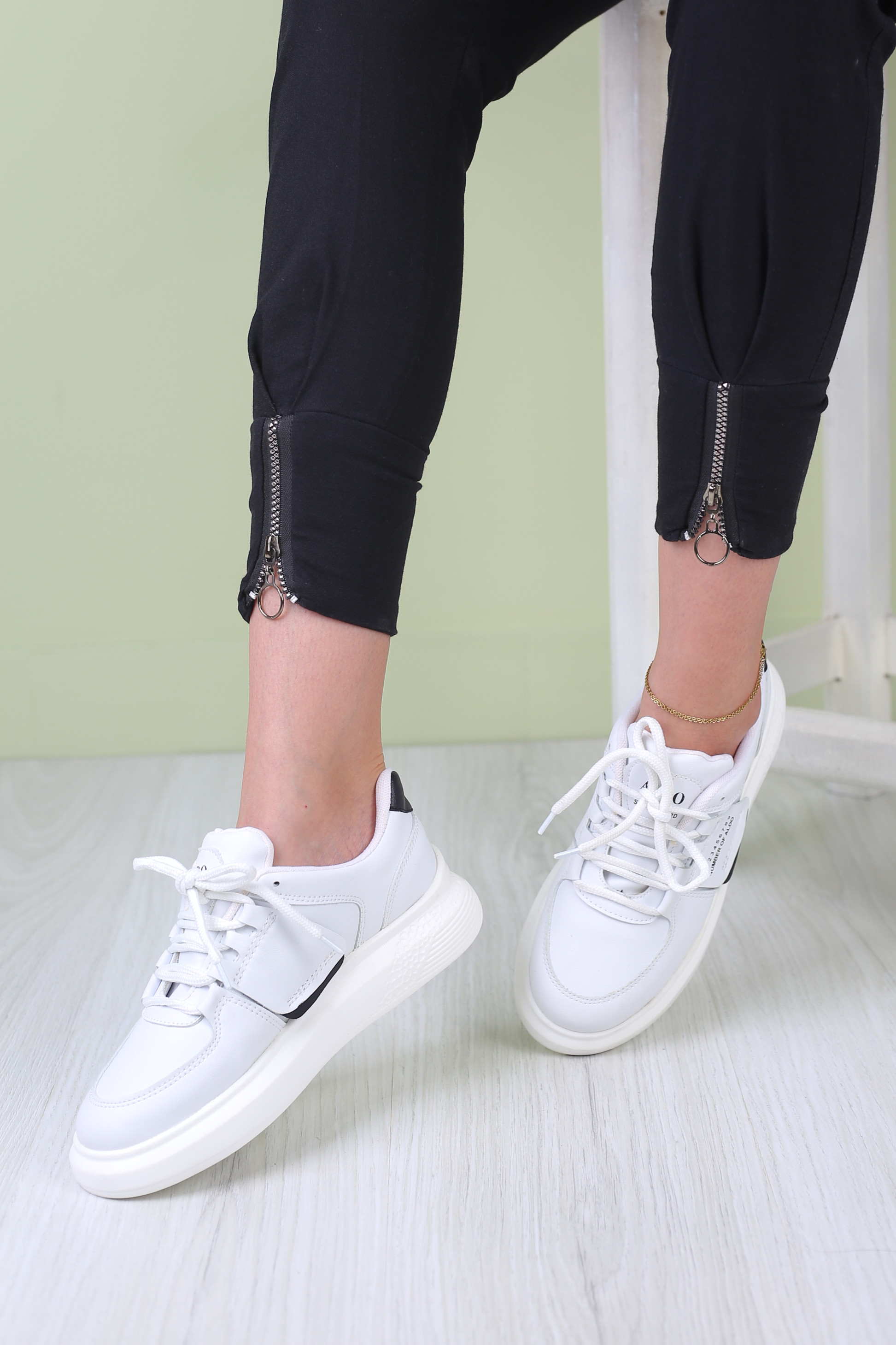 کفش اسپرت زنانه آلدو