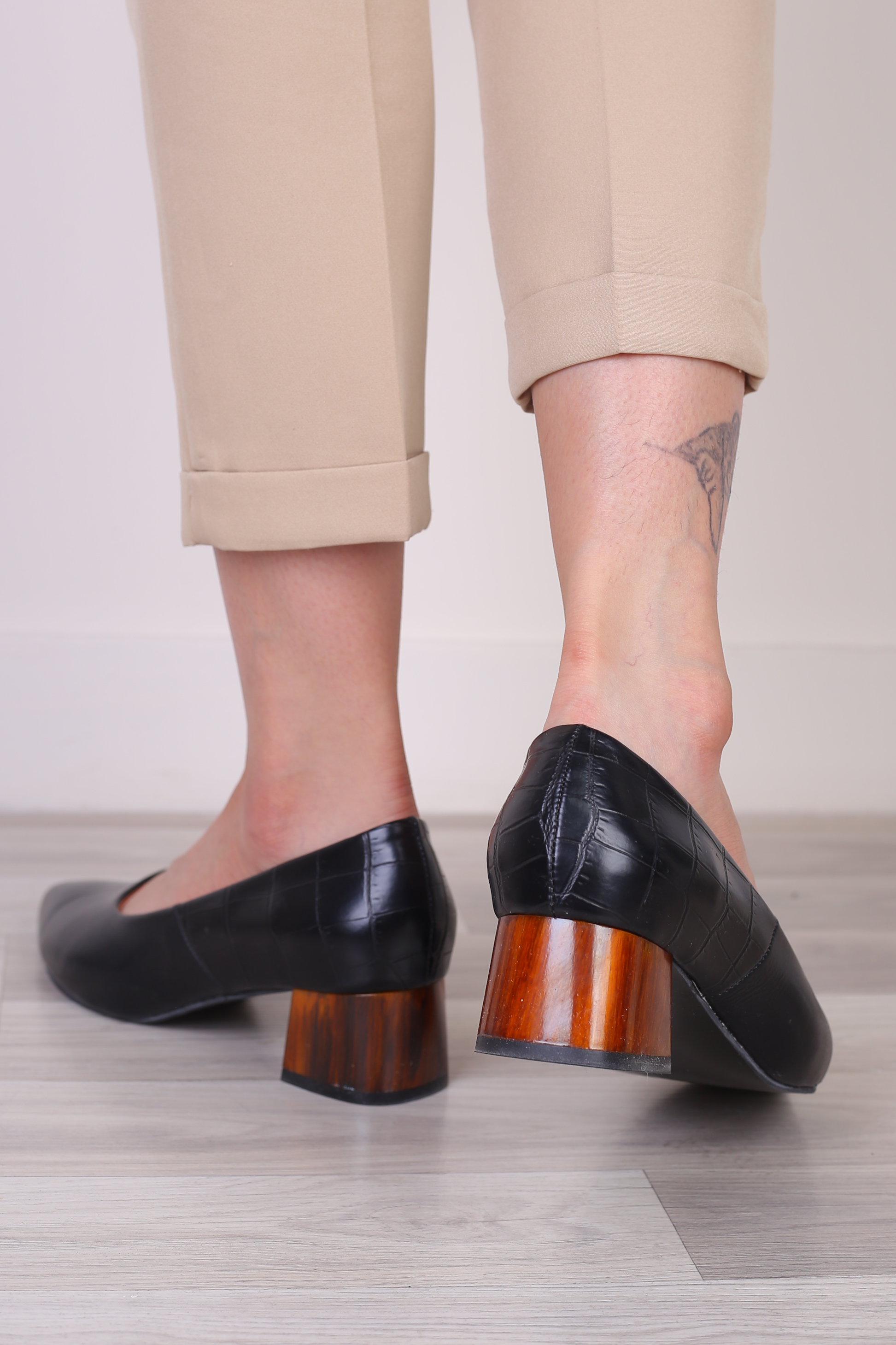 کفش زنانه پرسنلی راک