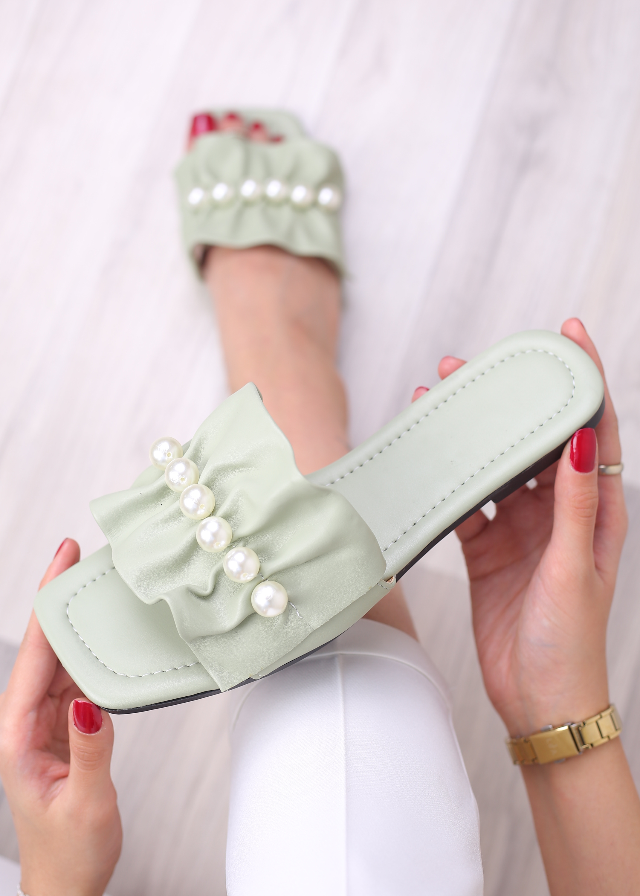 کفش صندل زنانه روفرشی مرواریدی