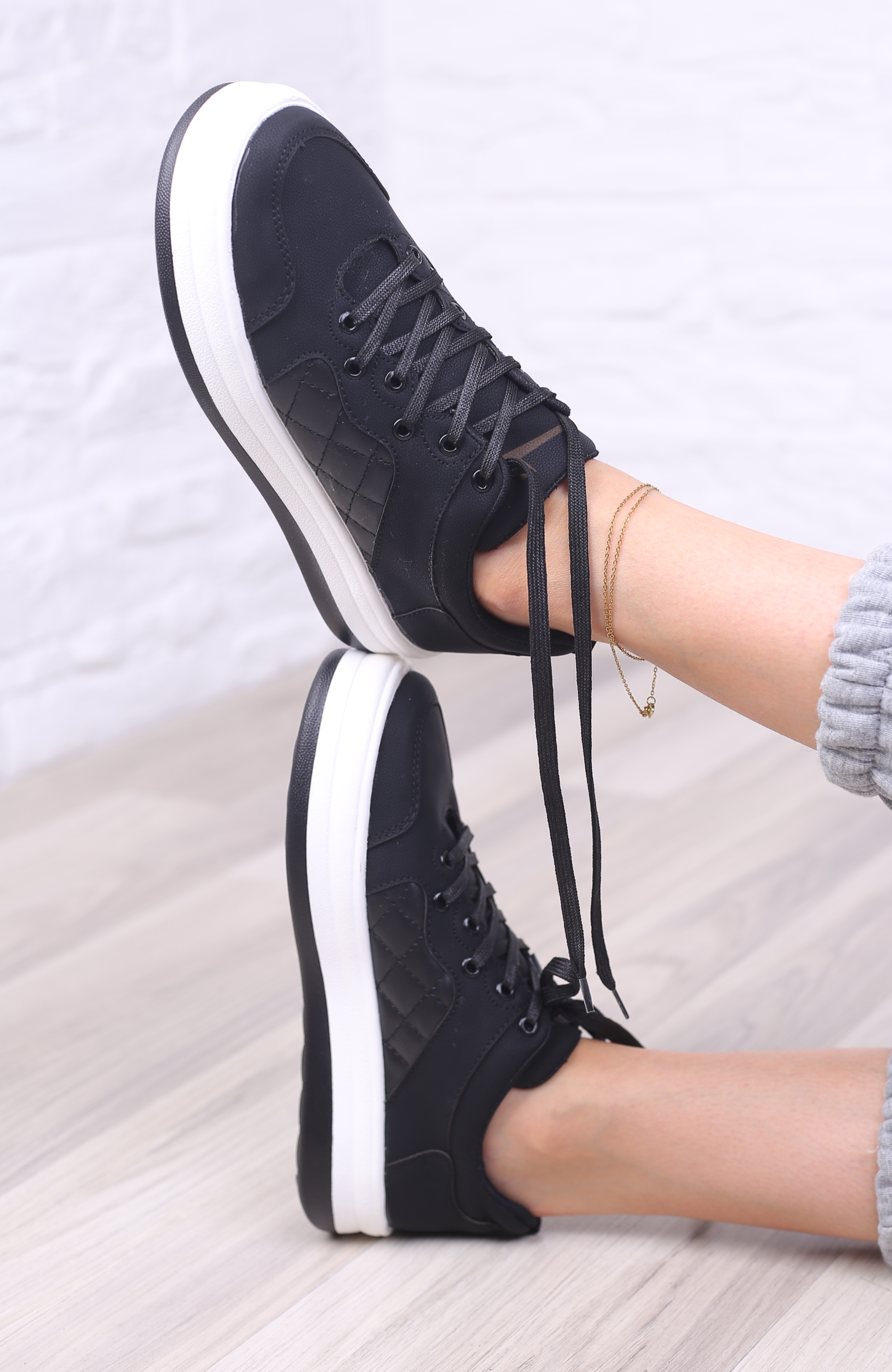 کفش اسپرت زنانه شنل آوا