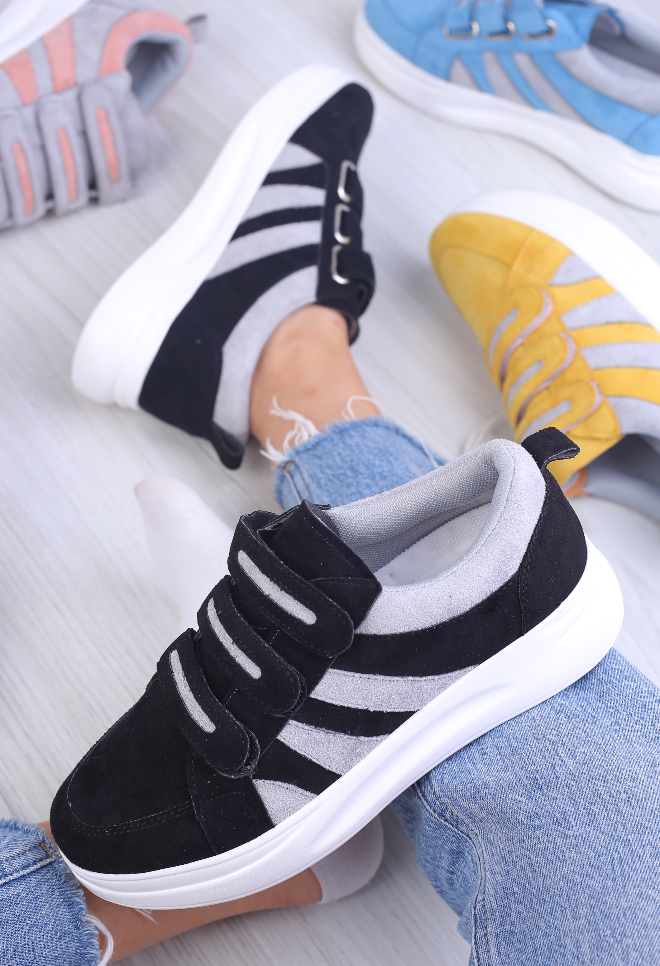 کفش اسپرت زنانه سوئیت سه چسب