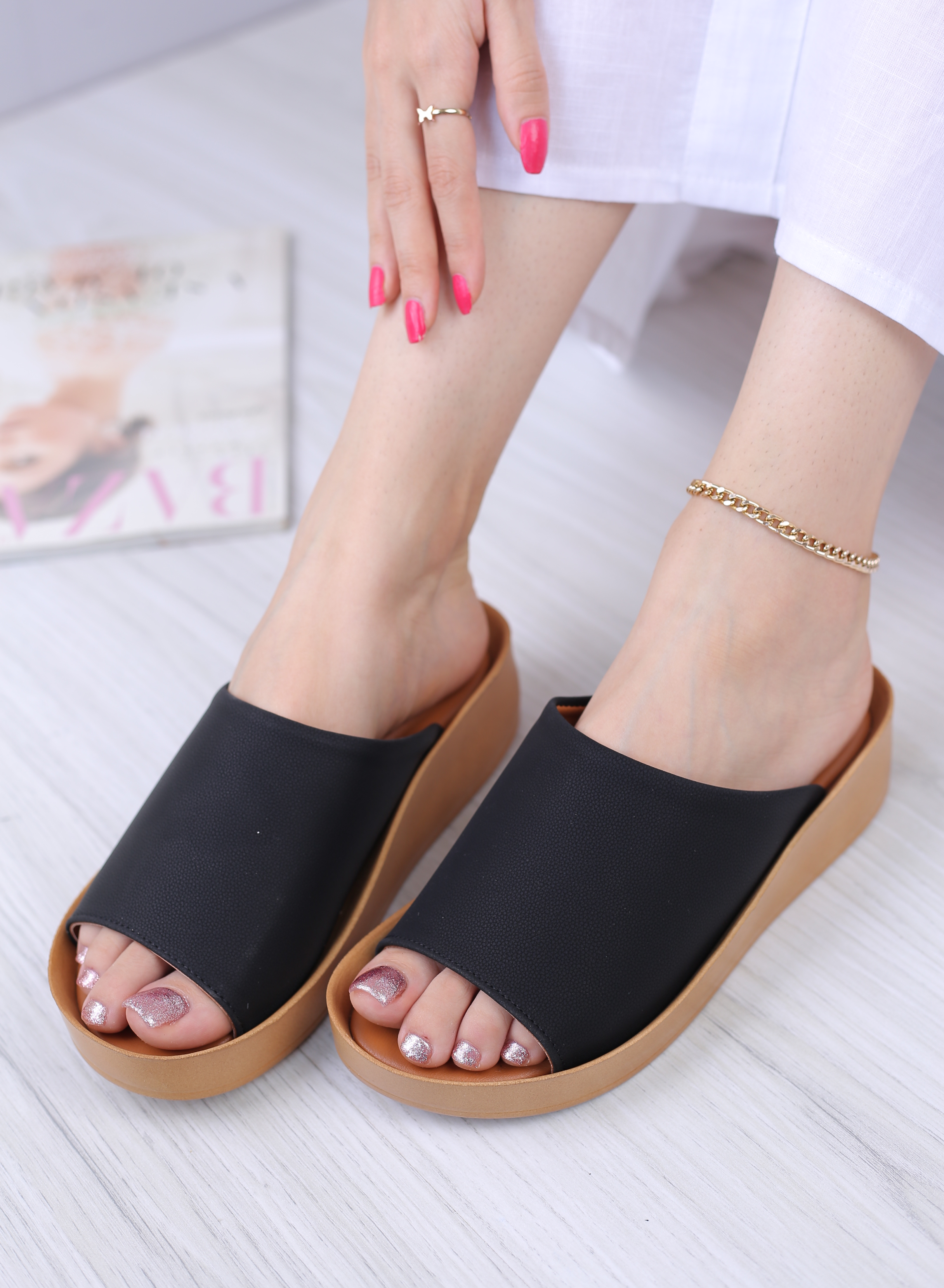 کفش صندل زنانه روفرشی گلرخ