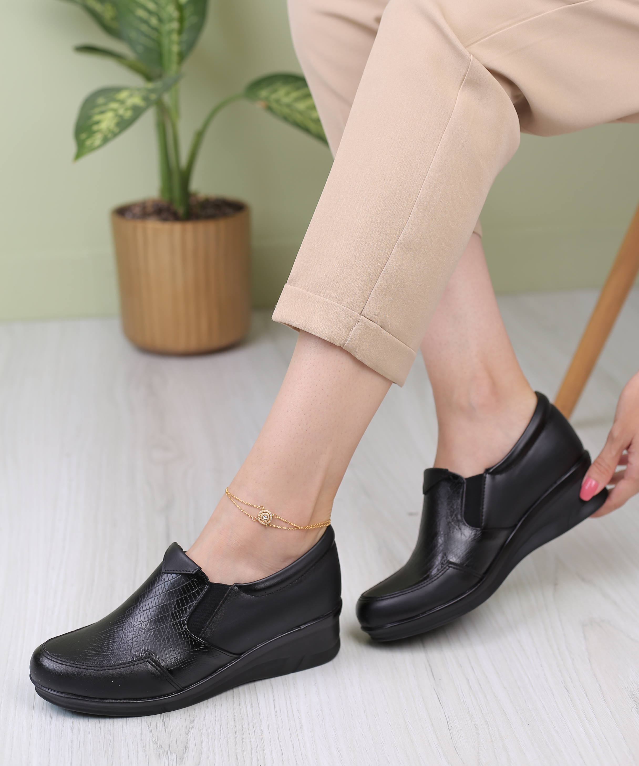 کفش پرسنلی زنانه ساکو