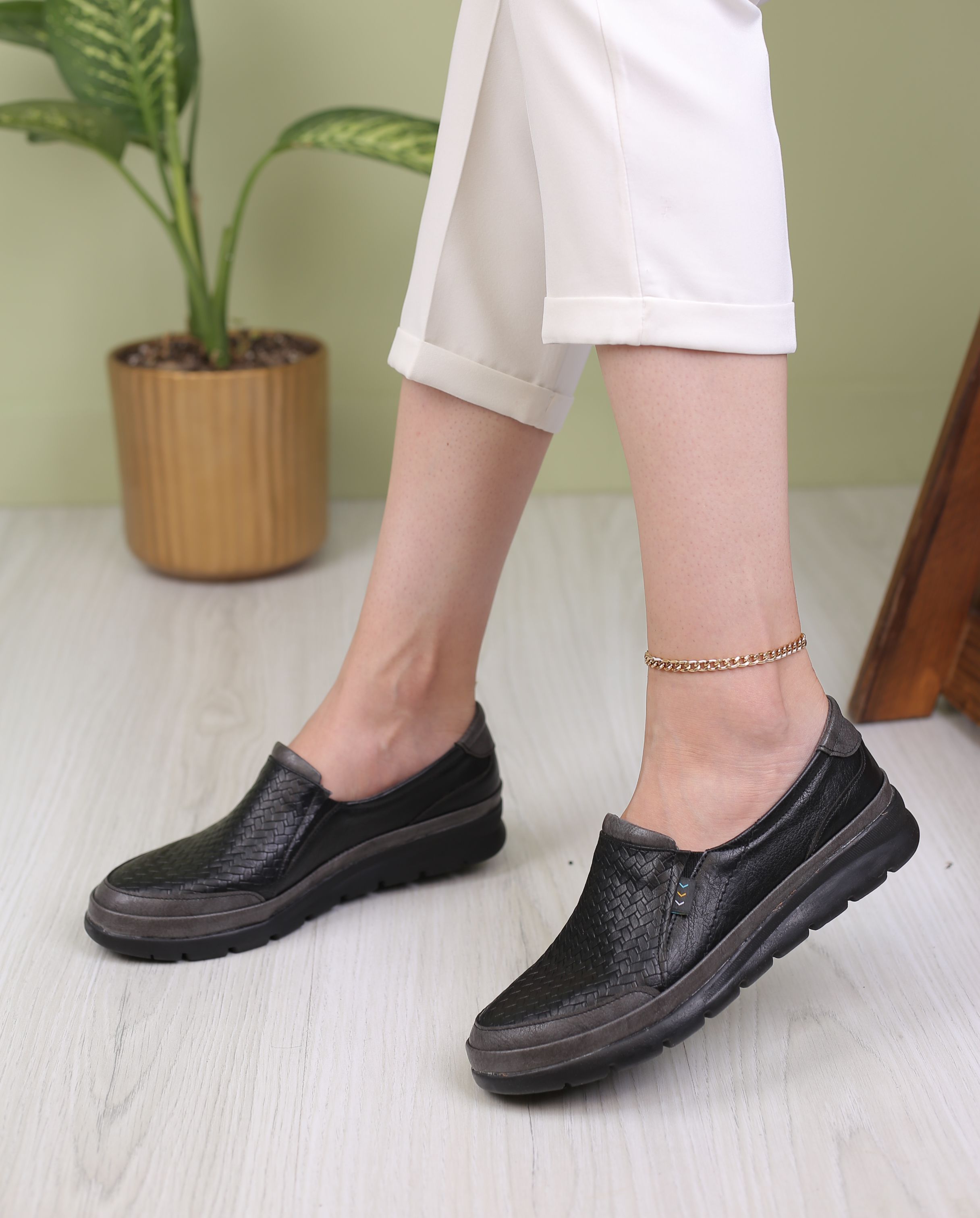 کفش پرسنلی زنانه کلاسیک 0125