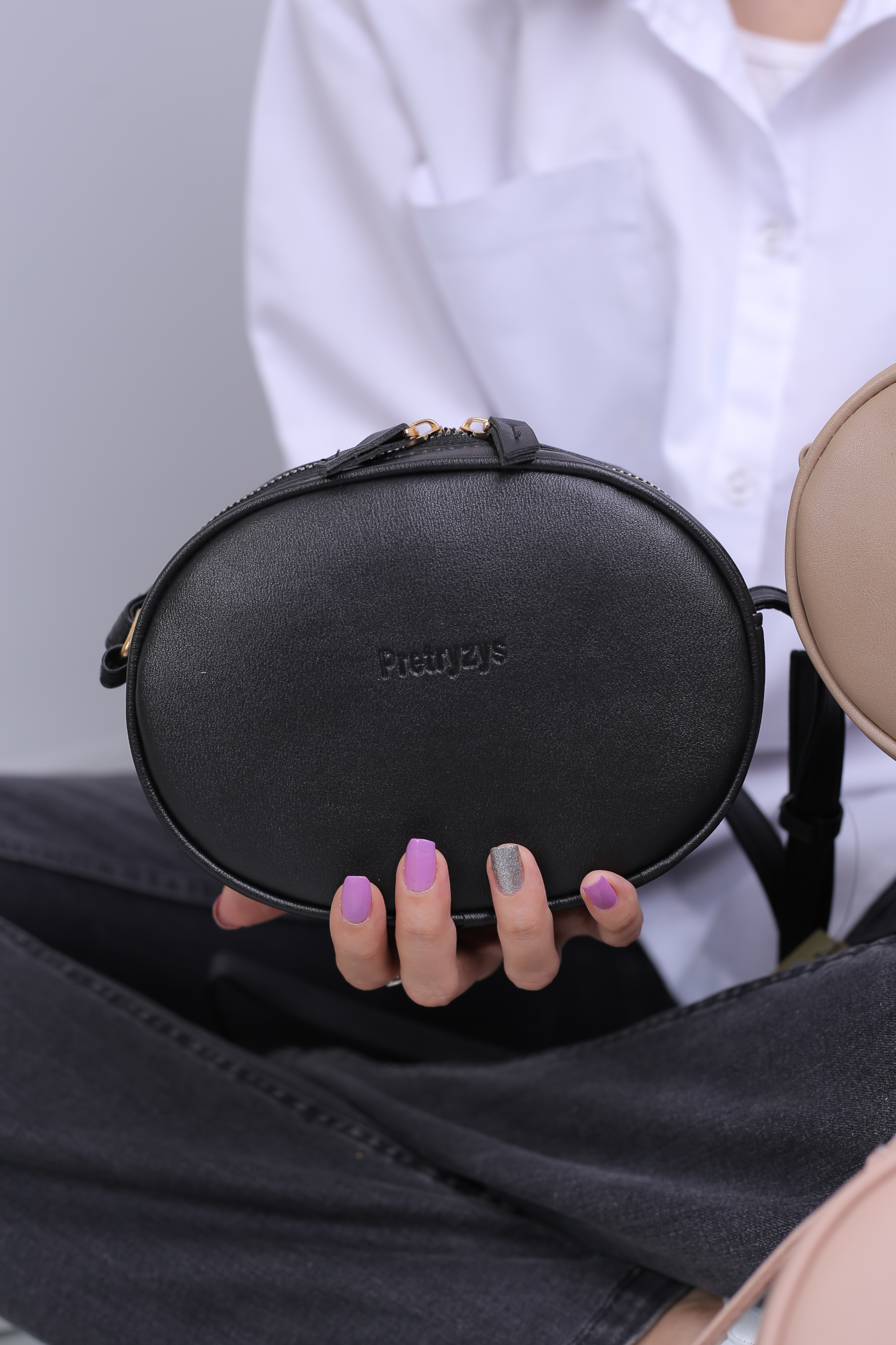 کیف بیضی پرتیز