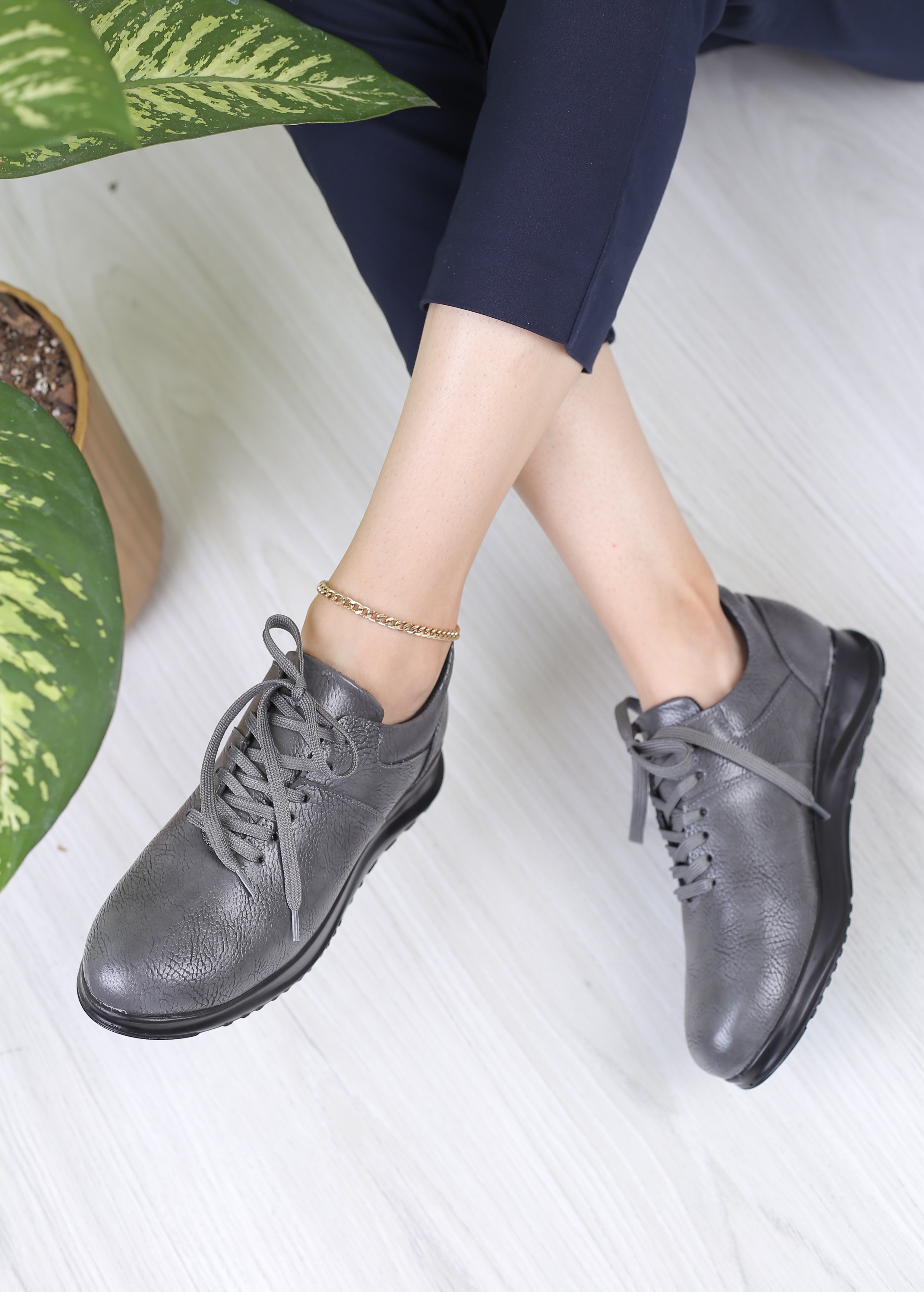 کفش اسپرت زنانه کلارک