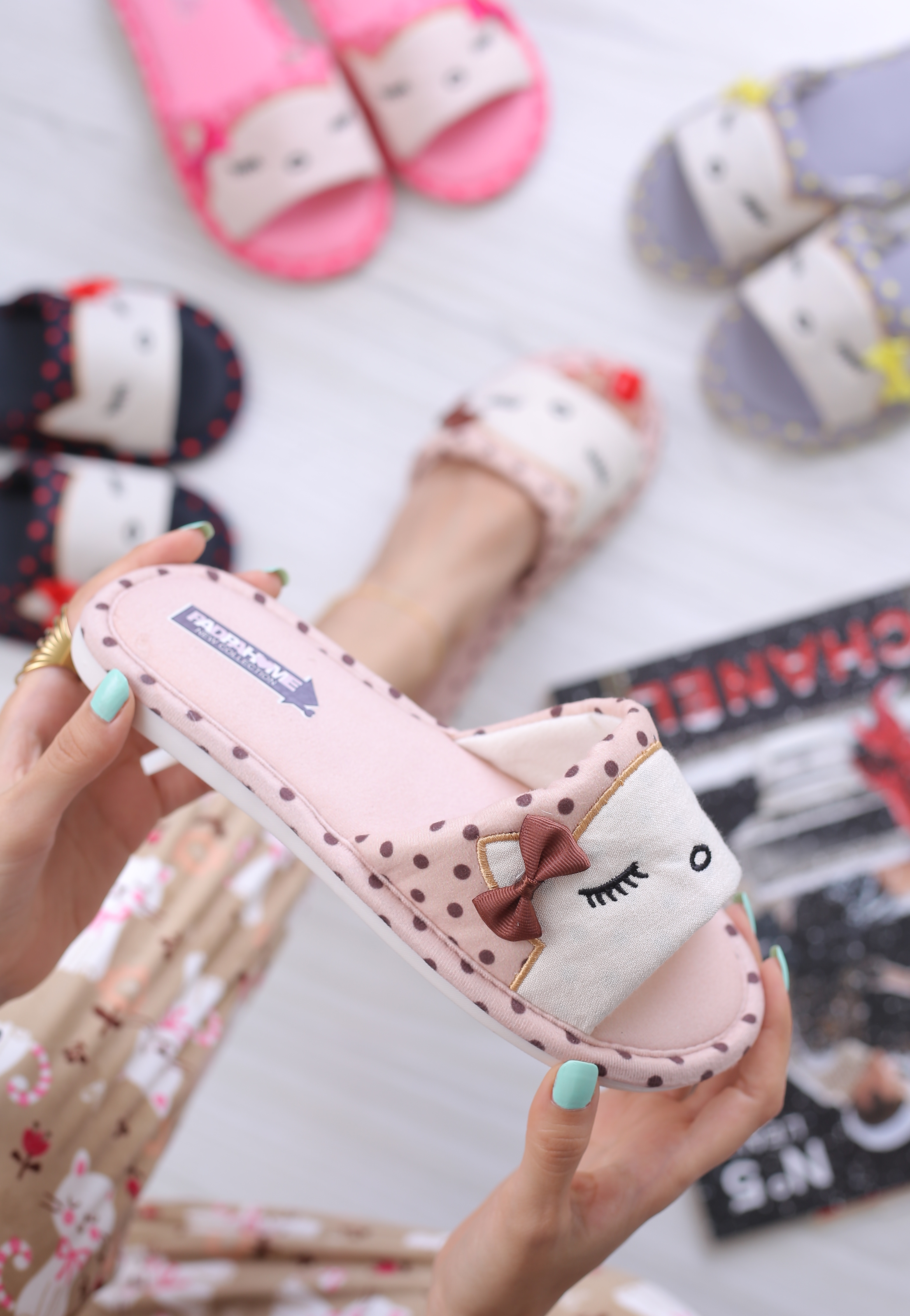 پاپوش دخترانه و زنانه کیجا