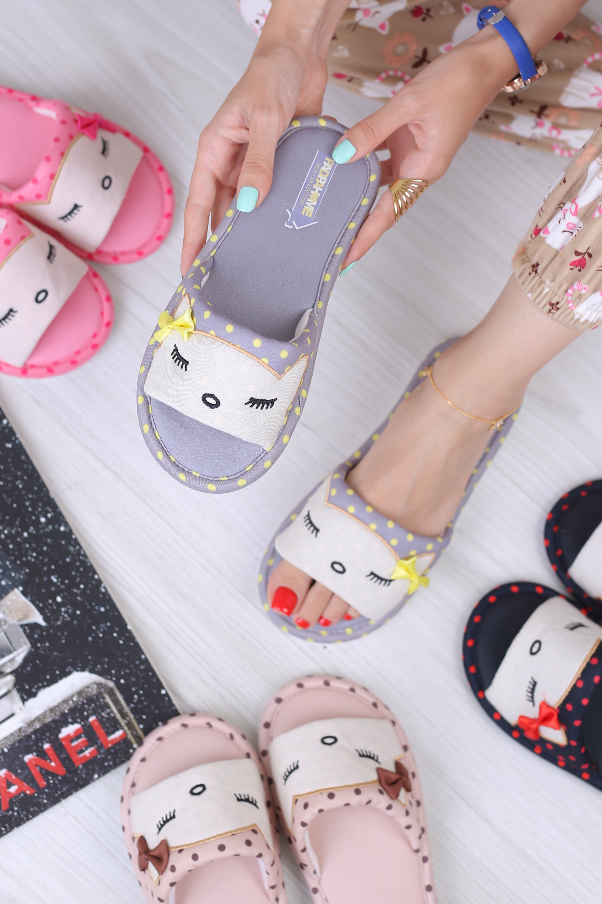 پاپوش دخترانه و زنانه کیجا