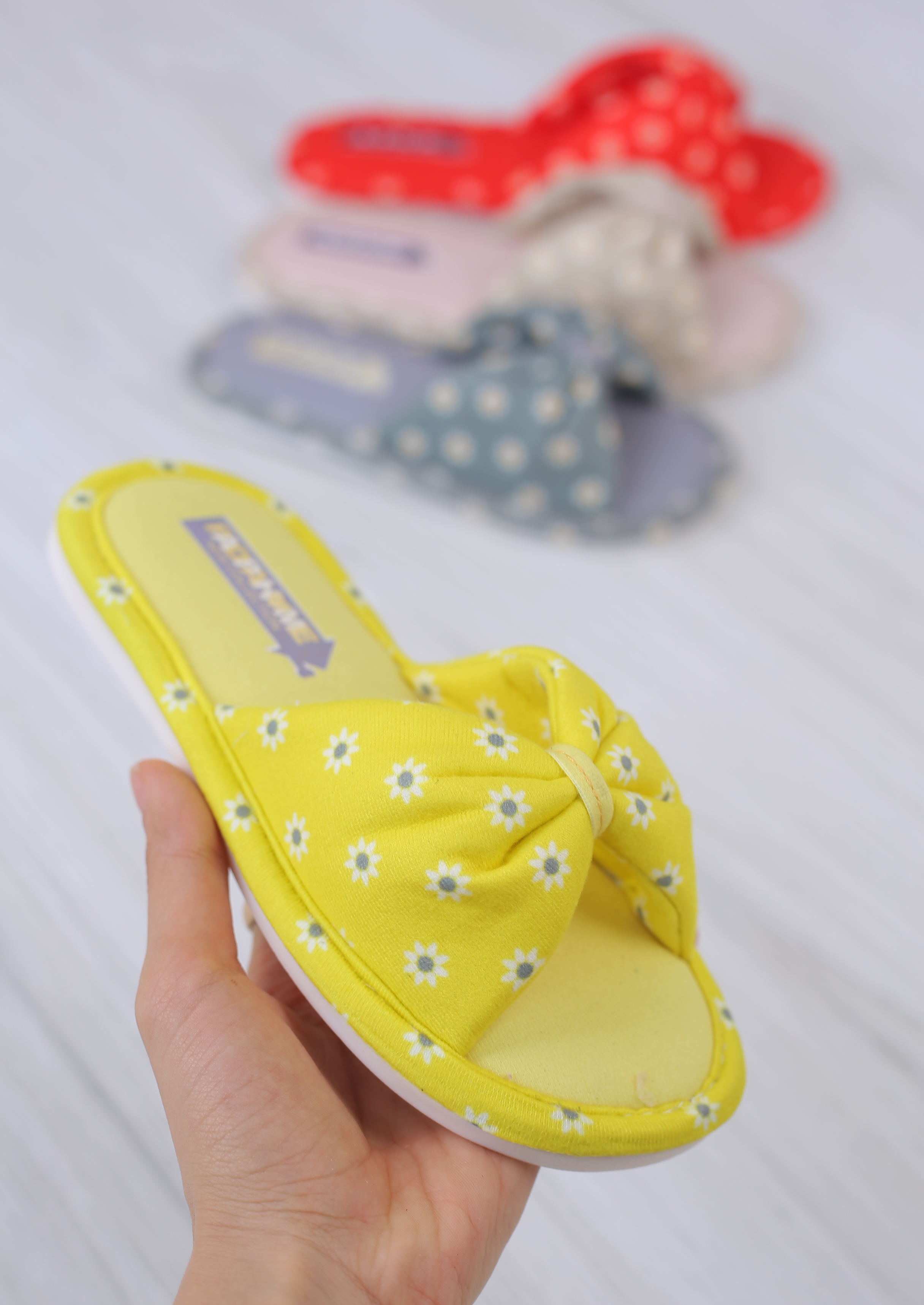 پاپوش زنانه بابونه