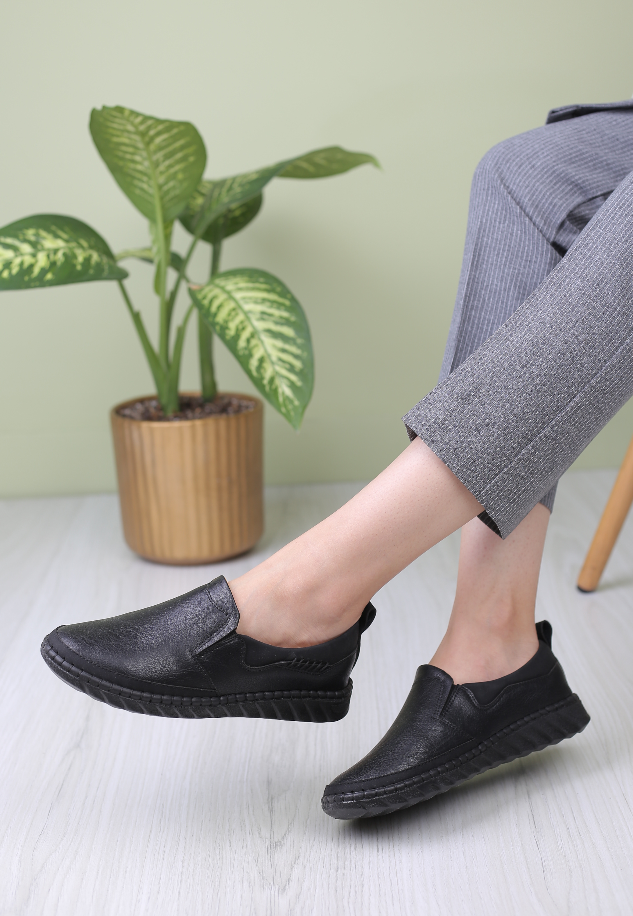 کفش پرسنلی زنانه باران