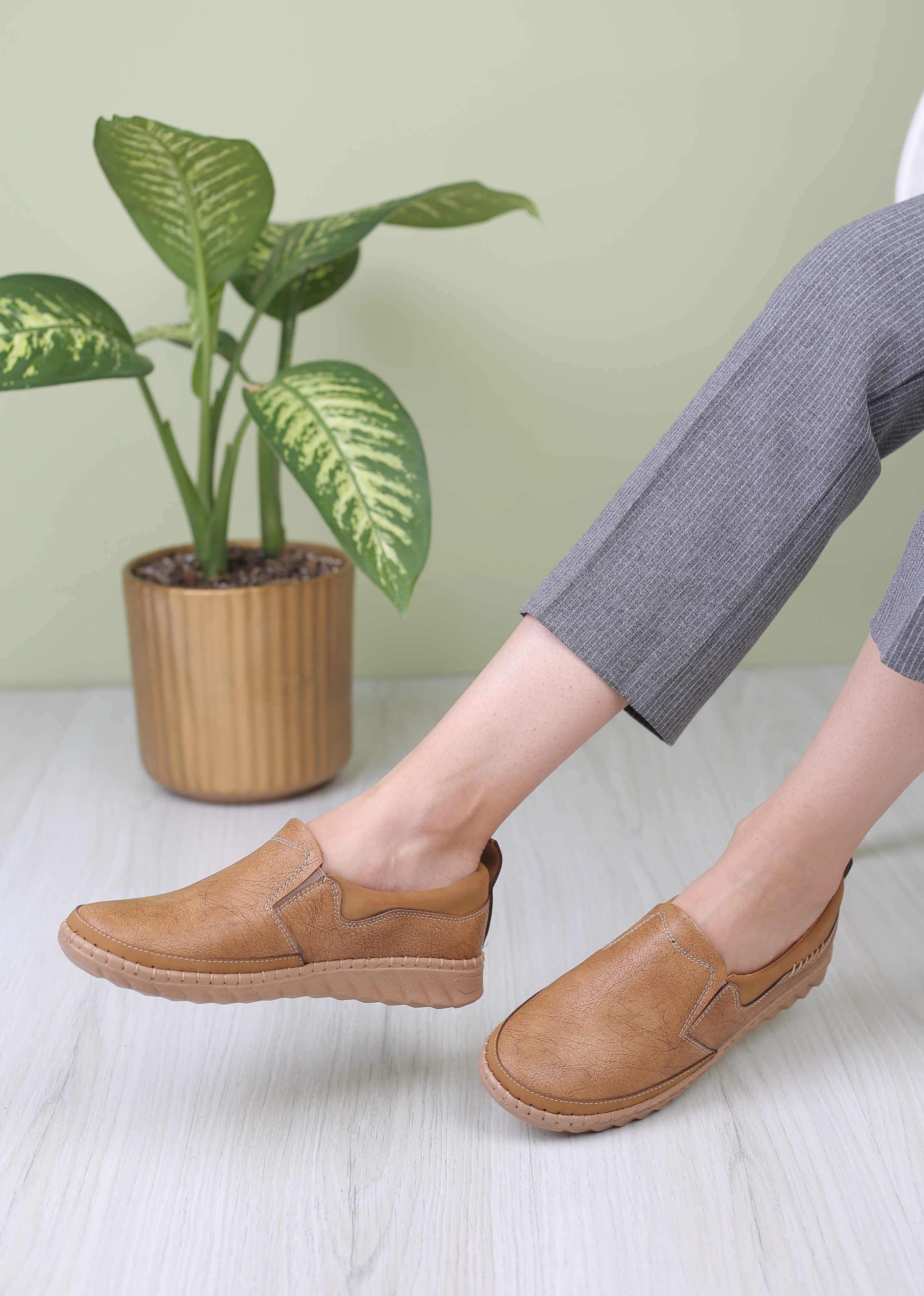 کفش پرسنلی زنانه باران