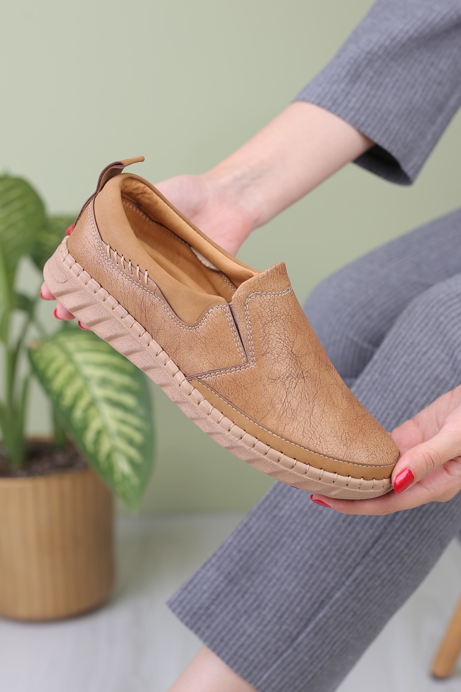 کفش پرسنلی زنانه باران