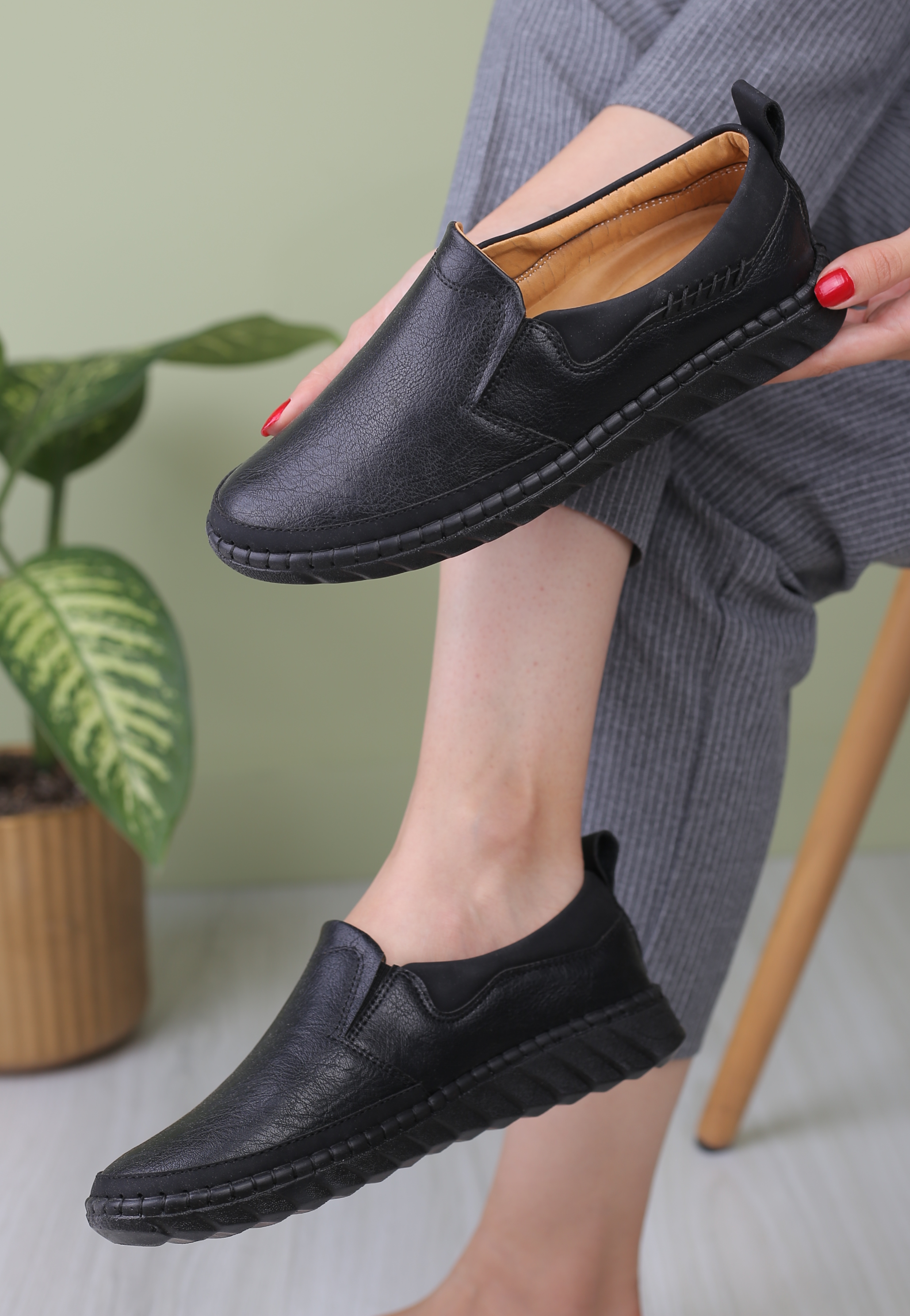 کفش پرسنلی زنانه باران