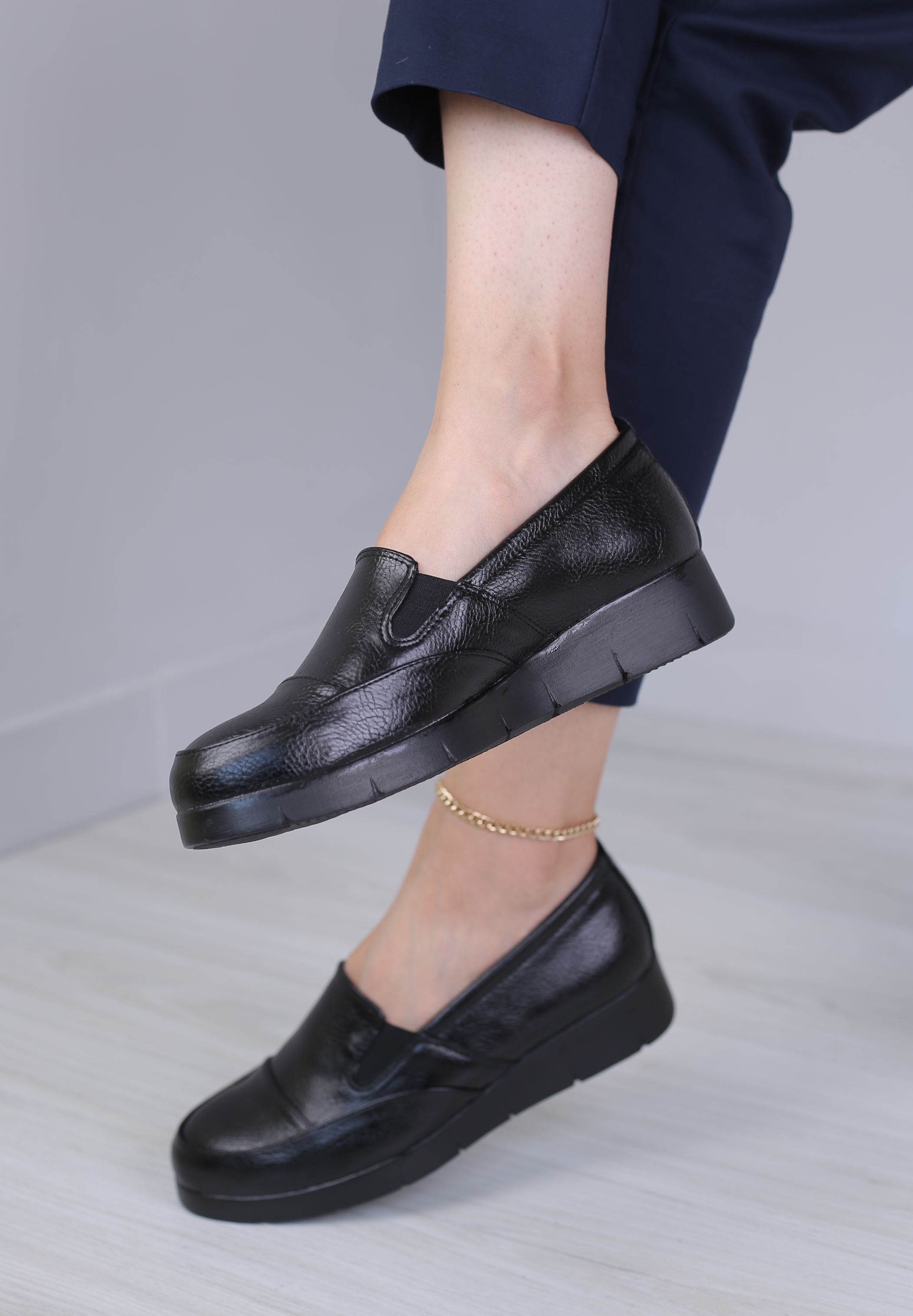 کفش پرسنلی زنانه آریانا