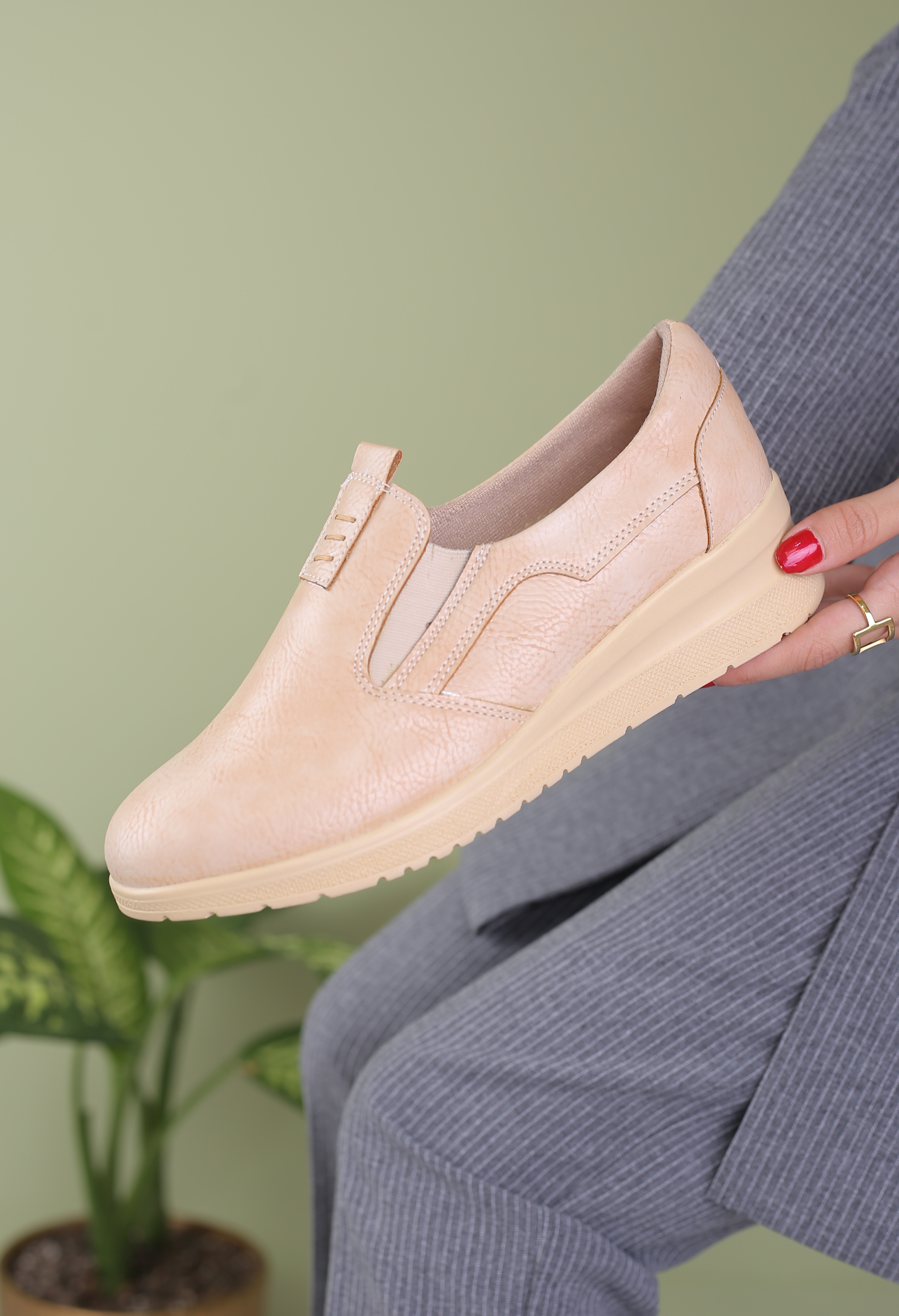 کفش پرسنلی زنانه دنیز