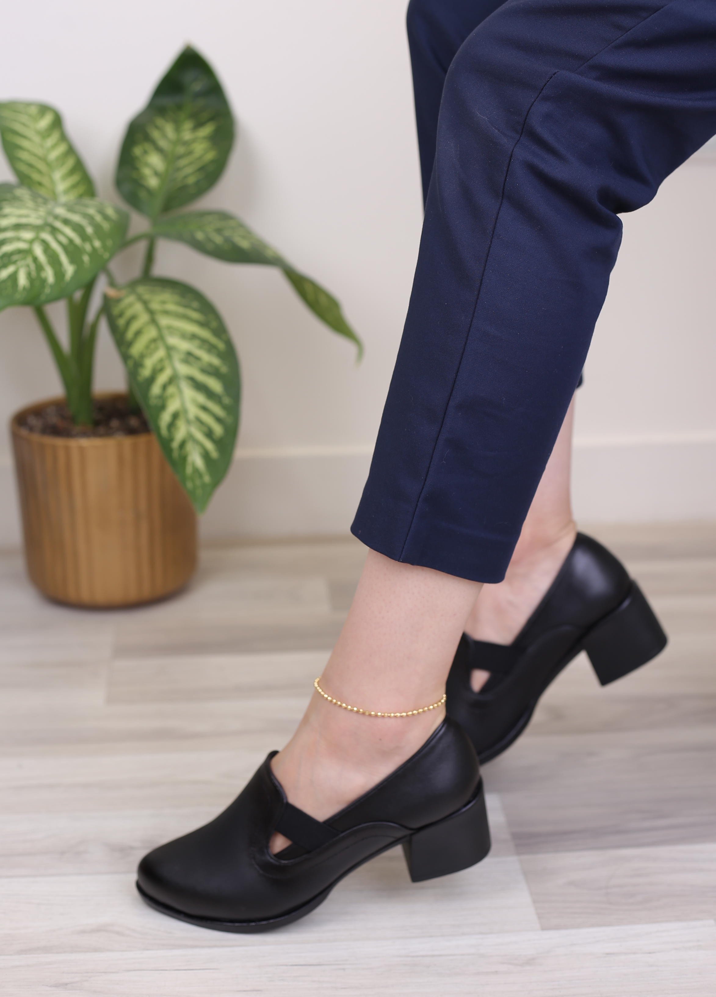 کفش پرسنلی زنانه ویدا باربی